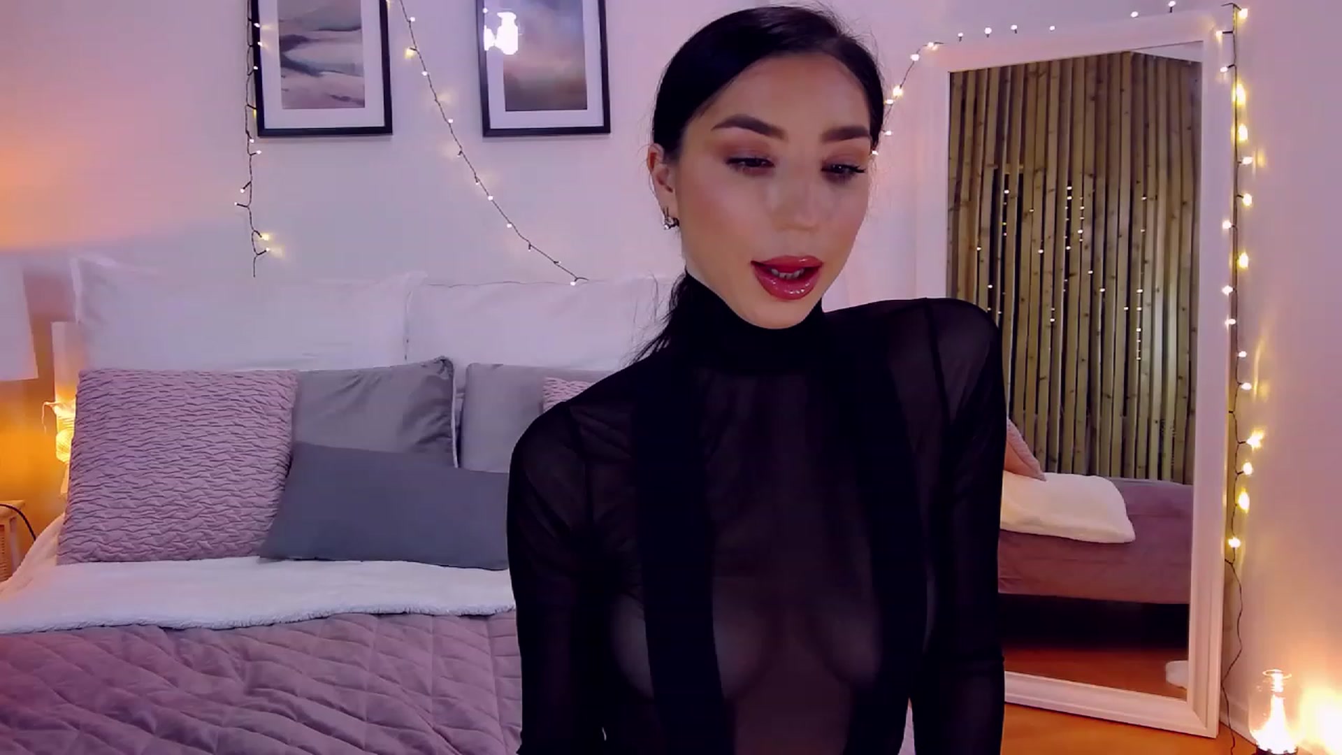 Gallery image thumbnail from LolaNiceAss1's myfreecams stream on, 01/29/2023, 17:38 image 7 of 20
