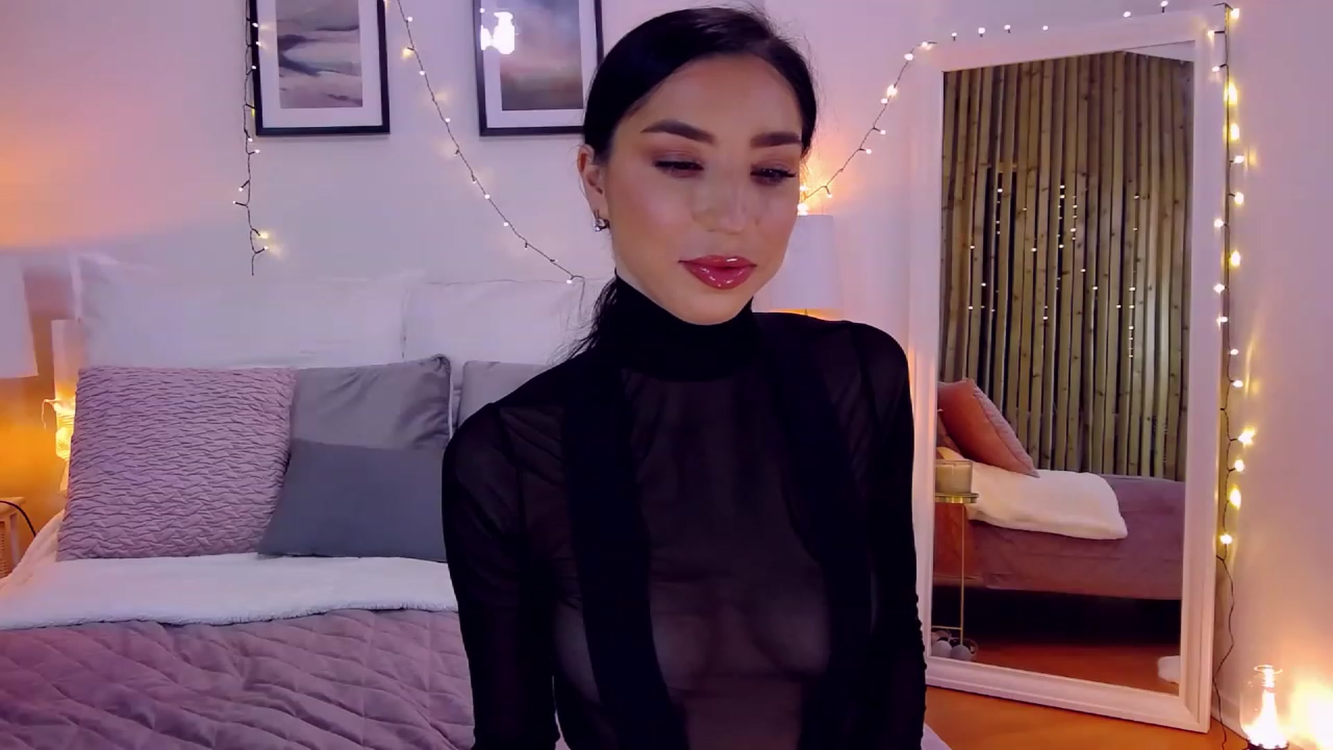 Gallery image thumbnail from LolaNiceAss1's myfreecams stream on, 01/29/2023, 17:38 image 9 of 20