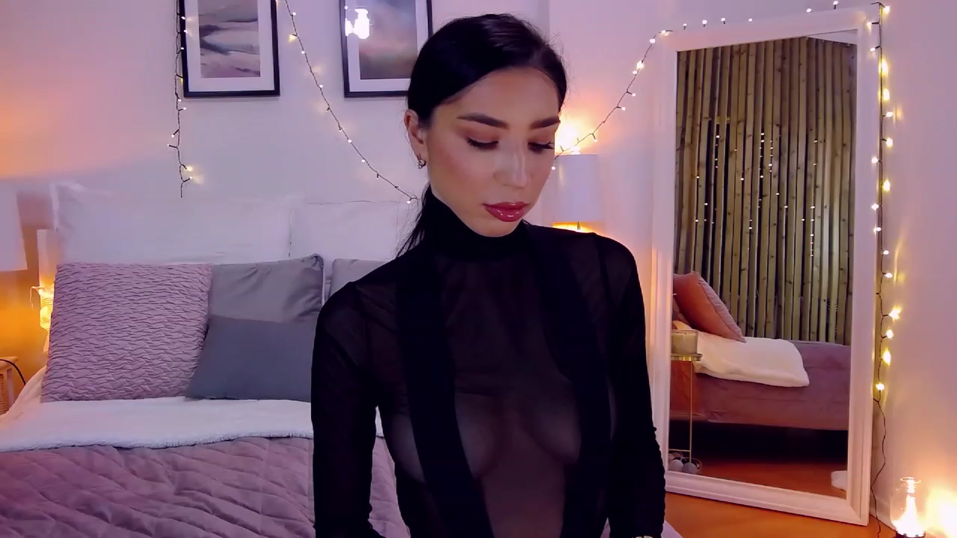 Gallery image thumbnail from LolaNiceAss1's myfreecams stream on, 01/29/2023, 17:38 image 6 of 20