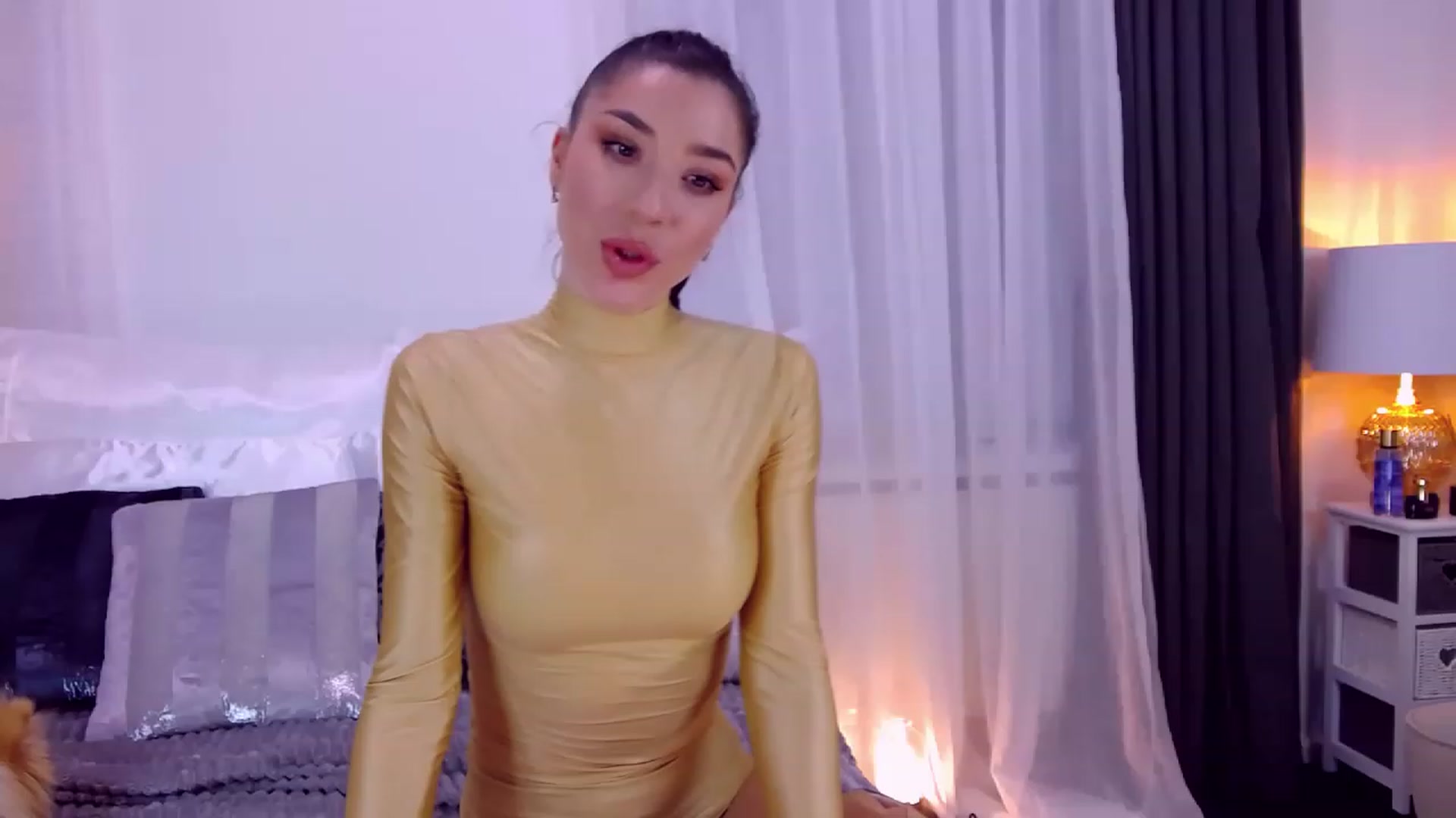 Gallery image thumbnail from LolaNiceAss1's myfreecams stream on, 04/16/2023, 17:06 image 4 of 20