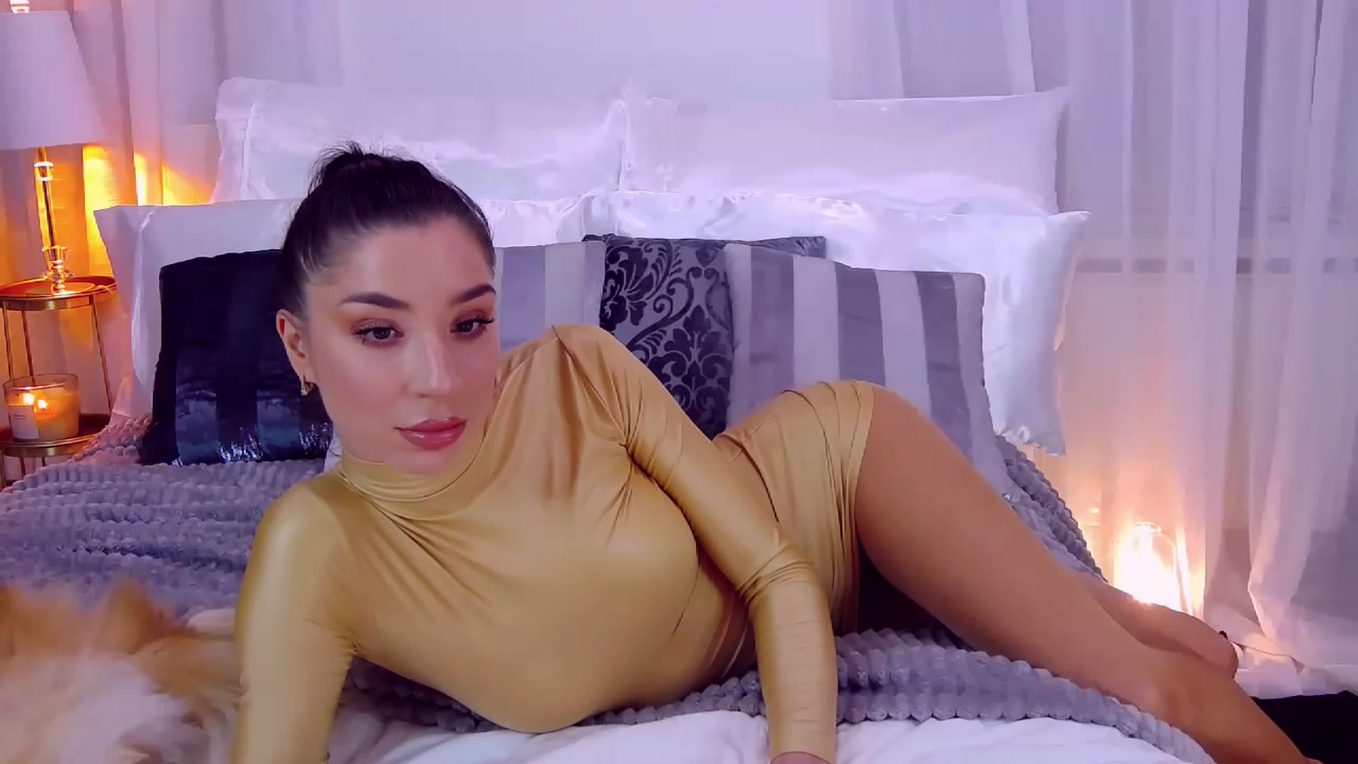 Gallery image thumbnail from LolaNiceAss1's myfreecams stream on, 04/16/2023, 17:06 image 14 of 20