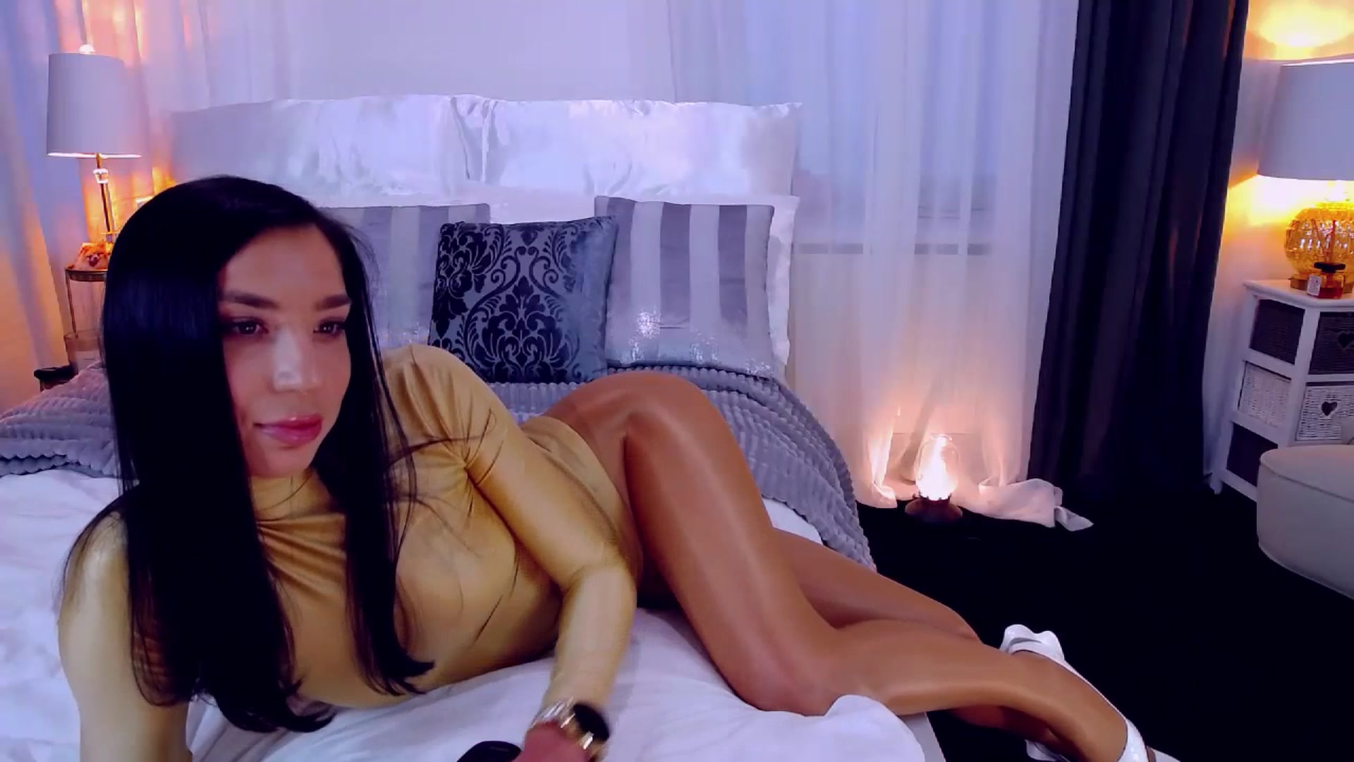 Gallery image thumbnail from LolaNiceAss1's myfreecams stream on, 07/02/2023, 16:36 image 4 of 20