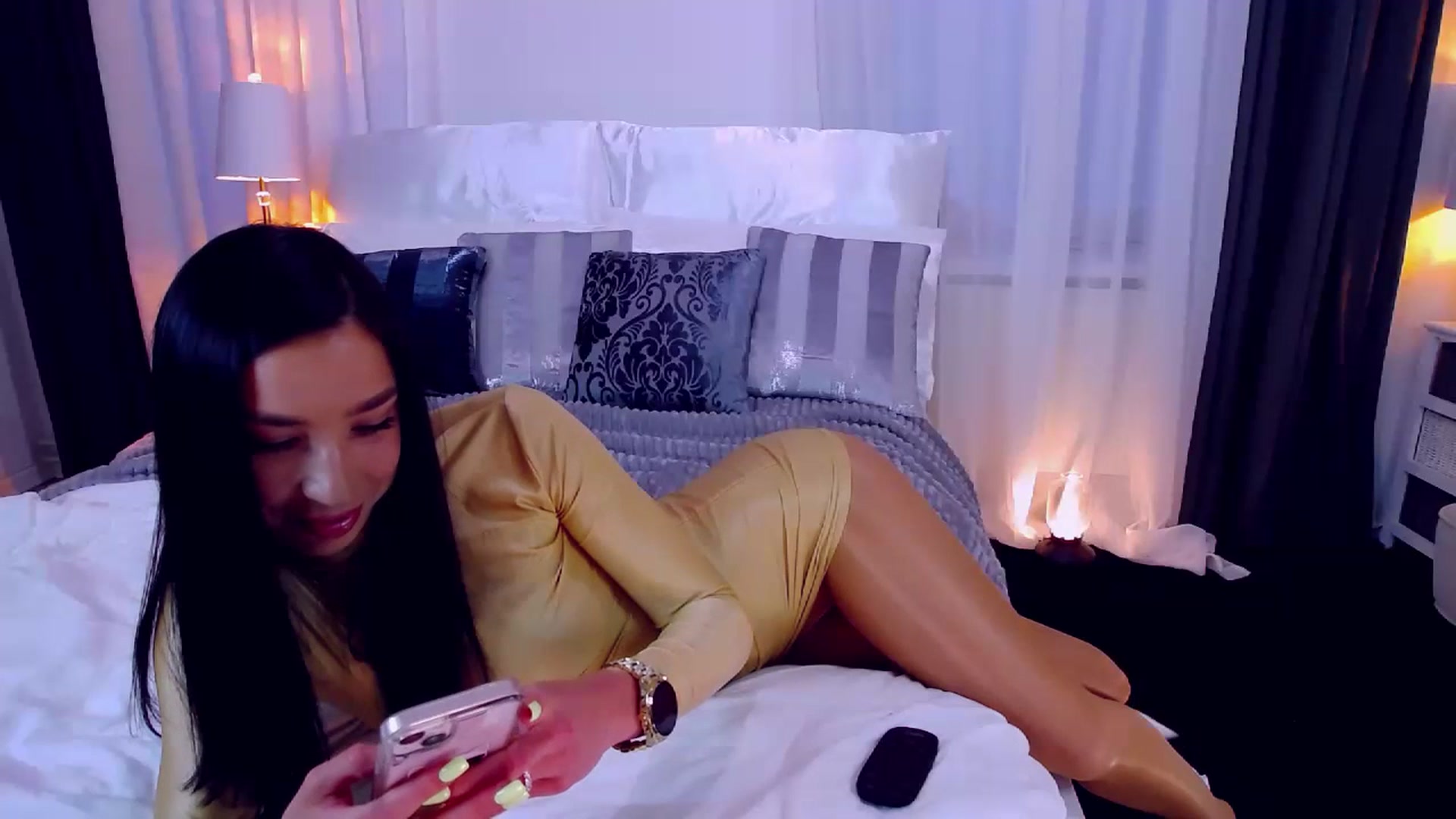 Gallery image thumbnail from LolaNiceAss1's myfreecams stream on, 07/02/2023, 17:46 image 14 of 20