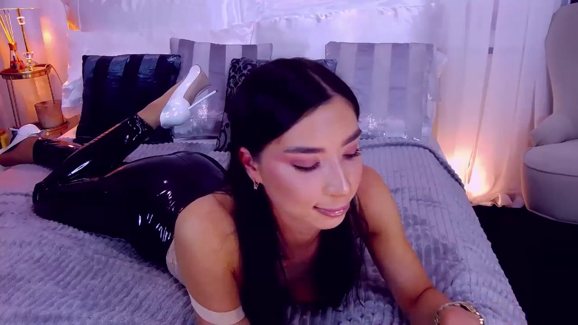 Gallery image thumbnail from LolaNiceAss1's myfreecams stream on, 09/02/2023, 13:01 image 9 of 20