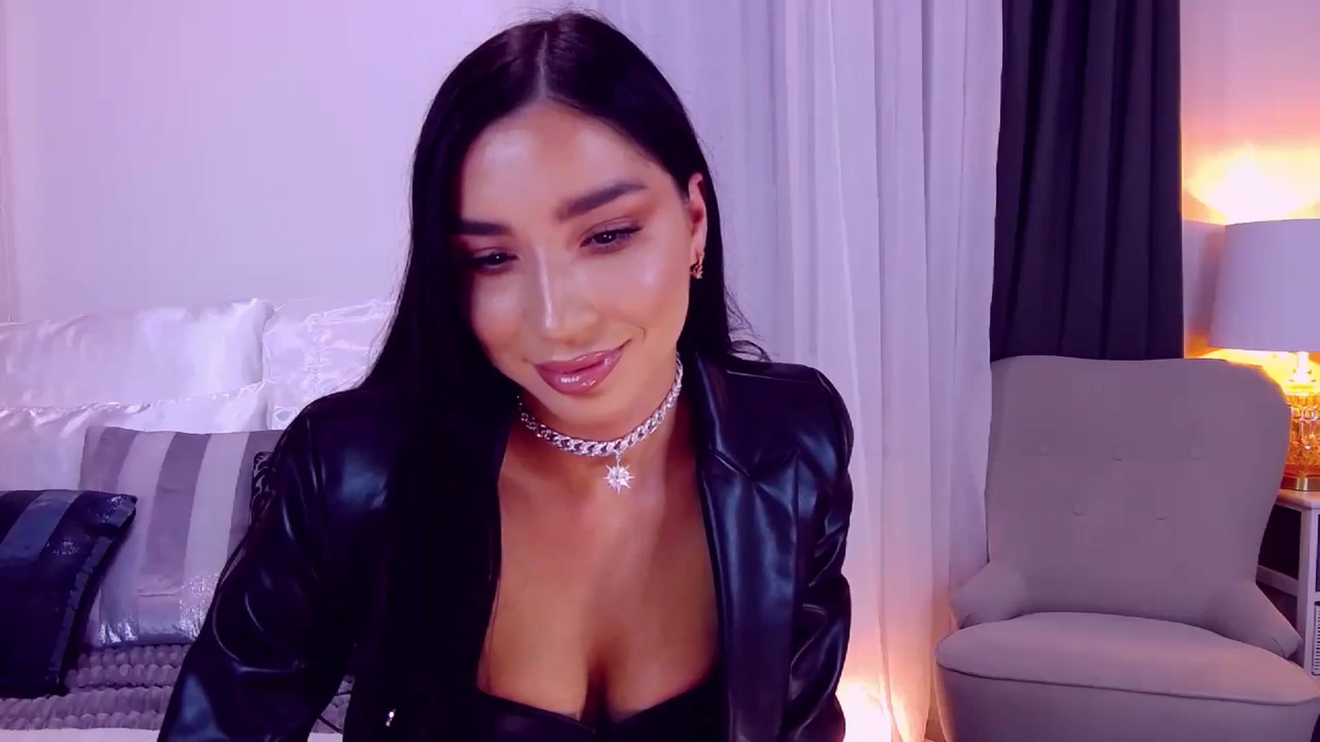 Gallery image thumbnail from LolaNiceAss1's myfreecams stream on, 09/29/2023, 17:29 image 10 of 20
