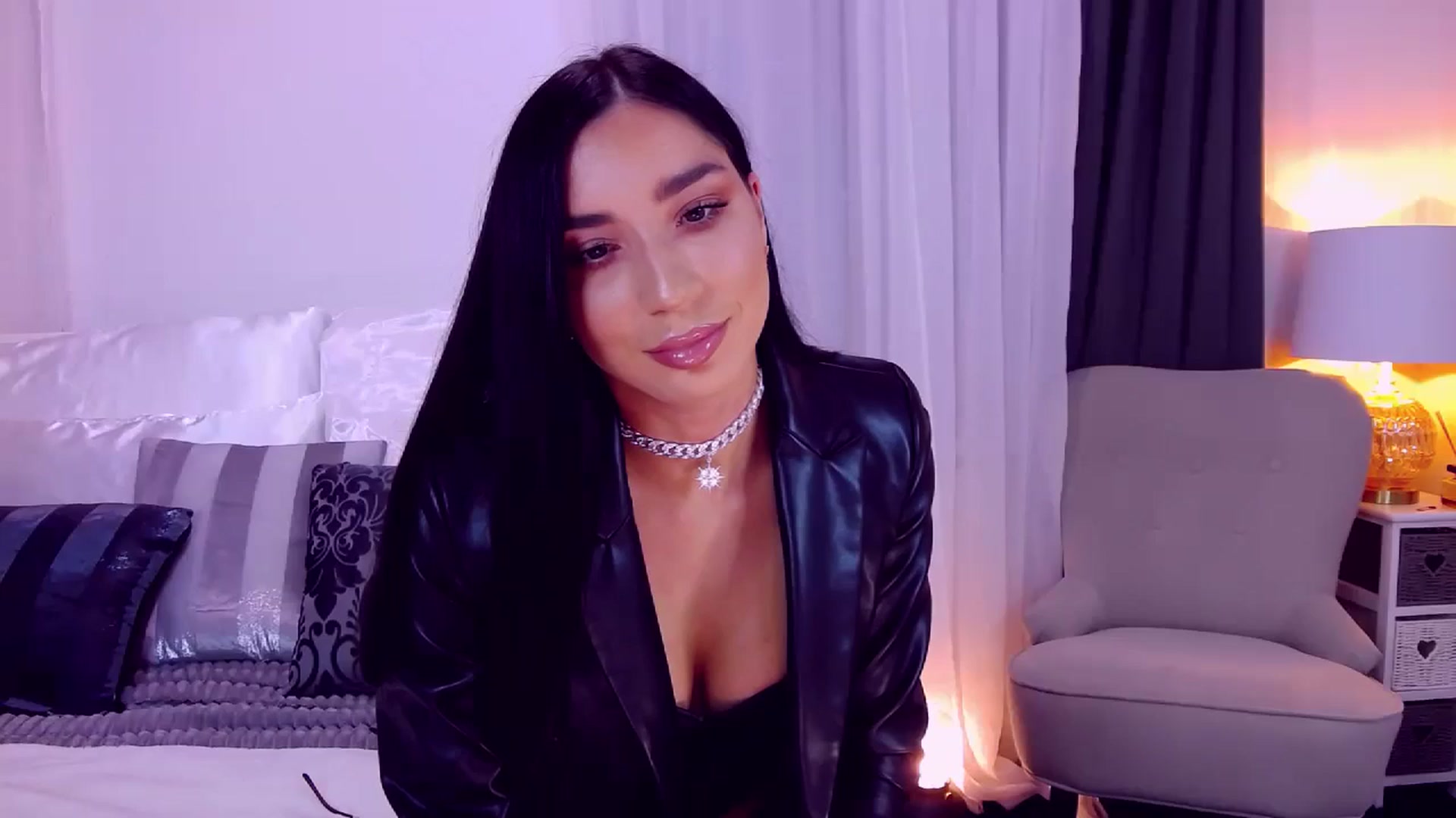 Gallery image thumbnail from LolaNiceAss1's myfreecams stream on, 09/29/2023, 17:29 image 12 of 20