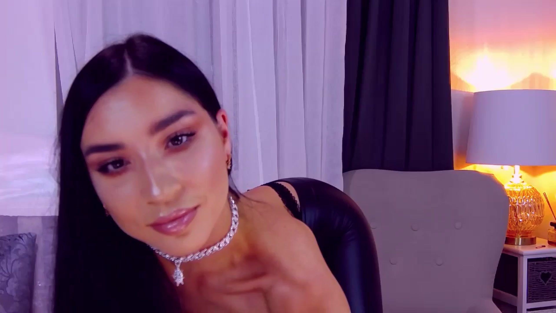 Gallery image thumbnail from LolaNiceAss1's myfreecams stream on, 09/29/2023, 17:29 image 18 of 20