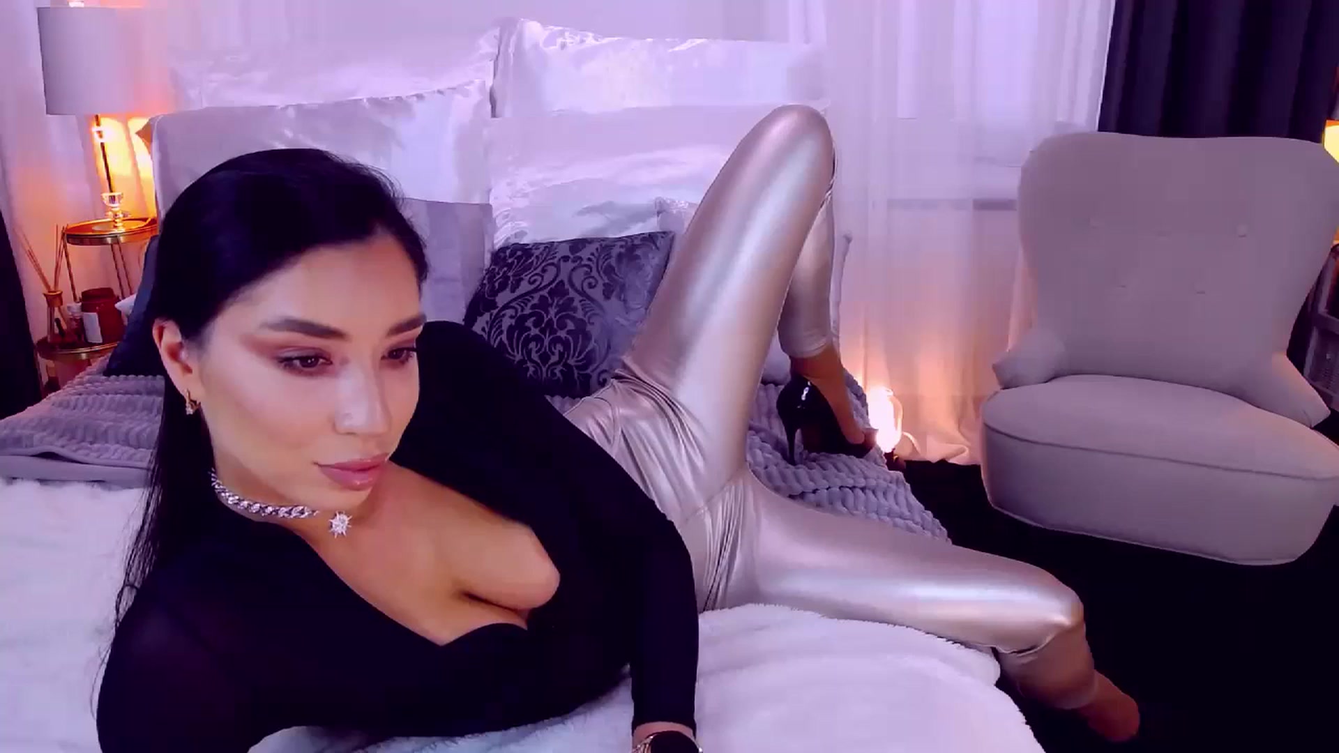 Gallery image thumbnail from LolaNiceAss1's myfreecams stream on, 10/08/2023, 13:37 image 14 of 20