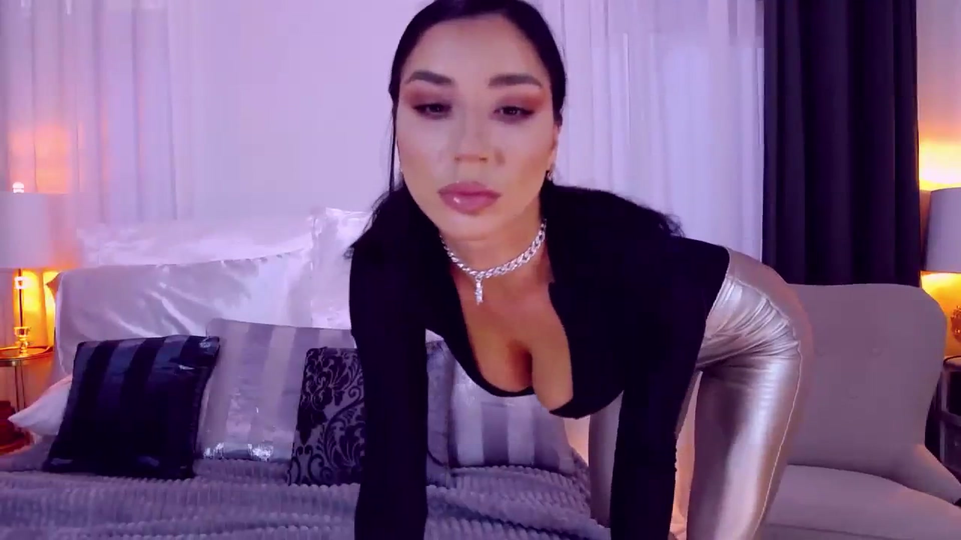 Gallery image thumbnail from LolaNiceAss1's myfreecams stream on, 10/08/2023, 14:40 image 14 of 20