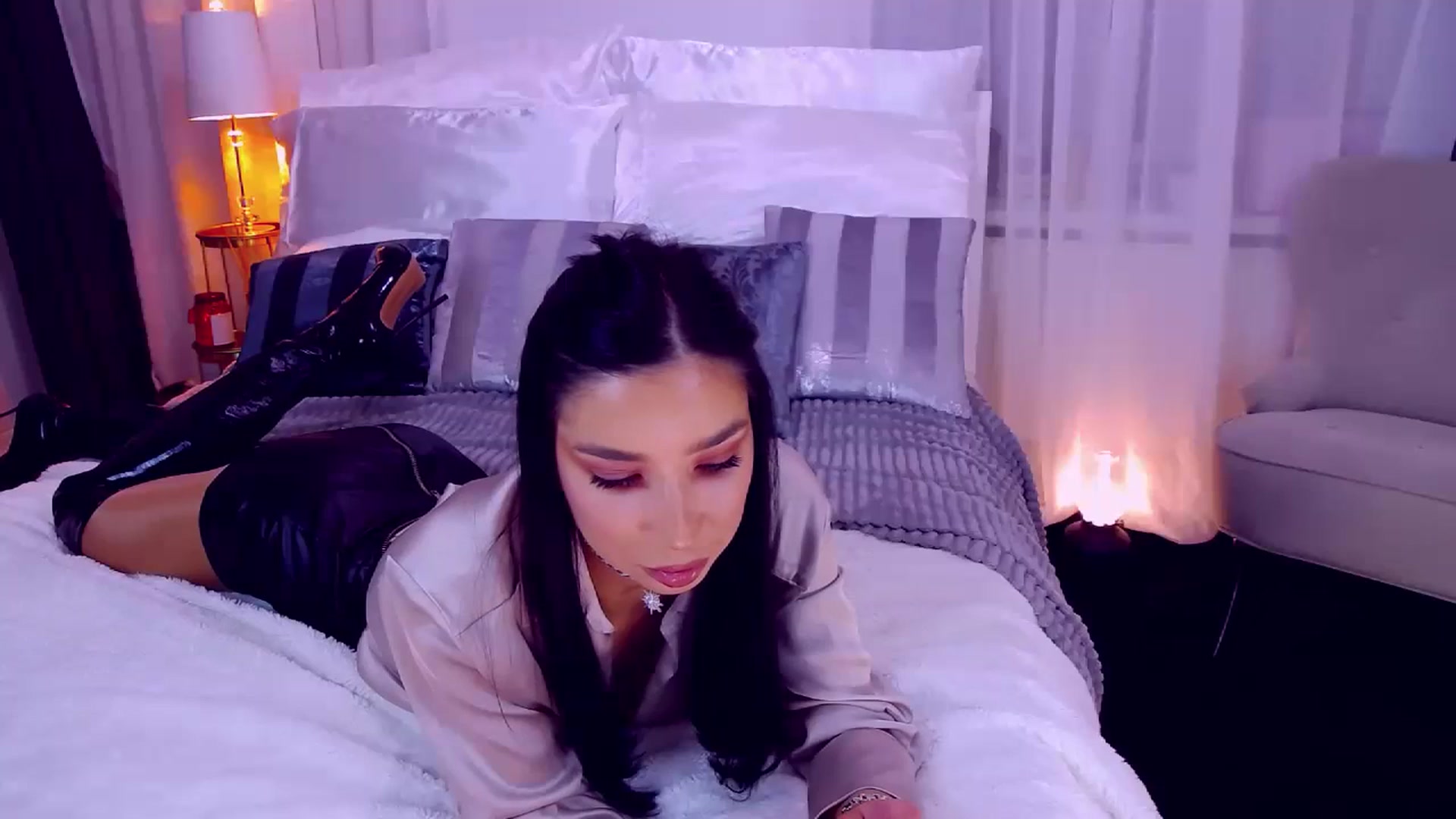 Gallery image thumbnail from LolaNiceAss1's myfreecams stream on, 11/04/2023, 17:11 image 19 of 20