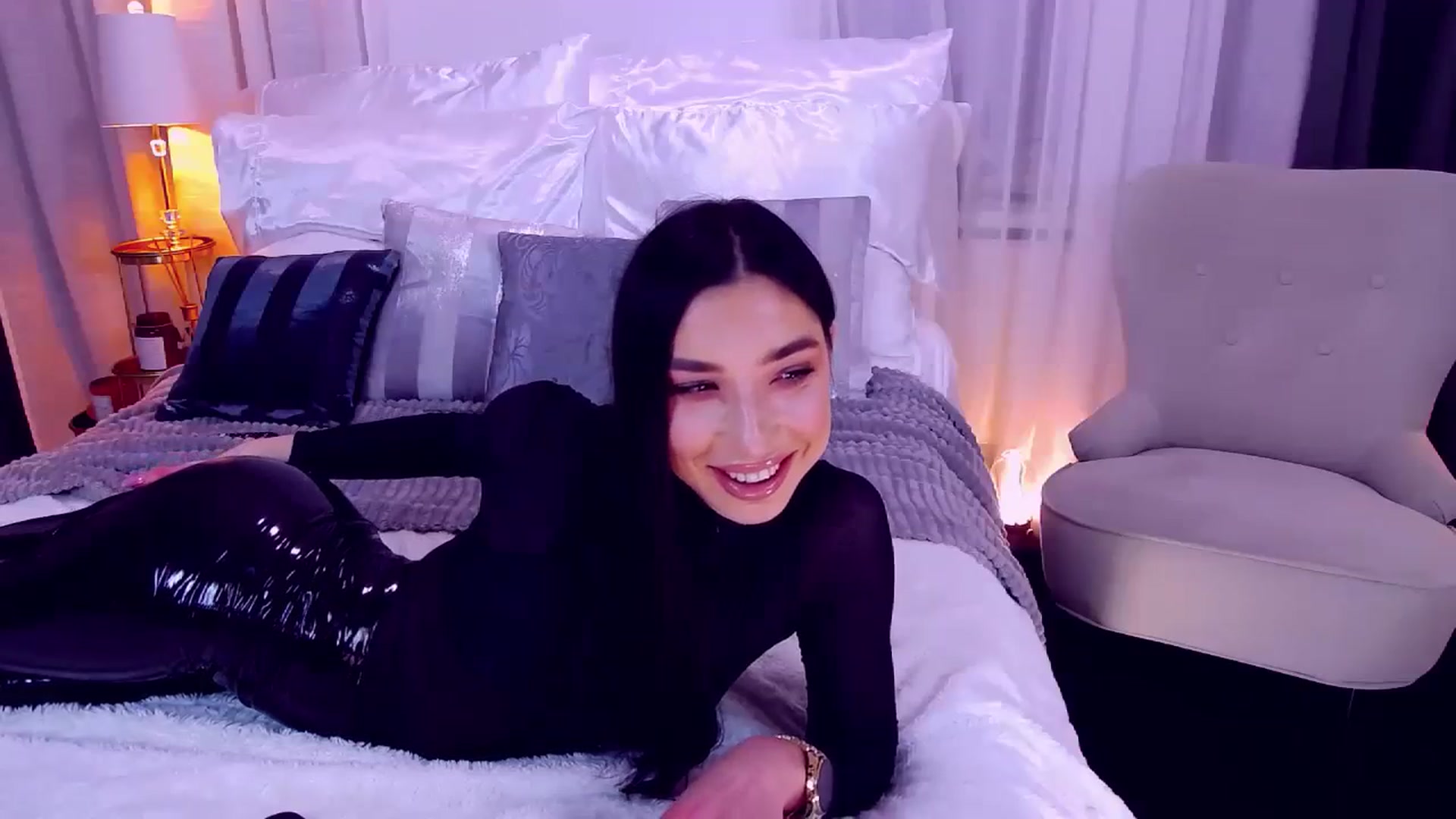 Gallery image thumbnail from LolaNiceAss1's myfreecams stream on, 11/11/2023, 17:07 image 10 of 20