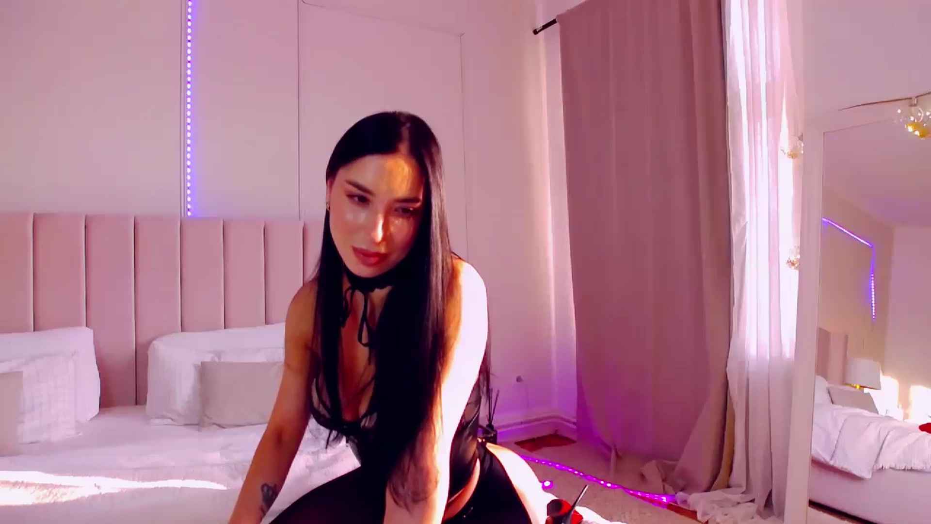 Gallery image thumbnail from LolaNiceAss1's myfreecams stream on, 02/09/2025, 15:08 image 10 of 20