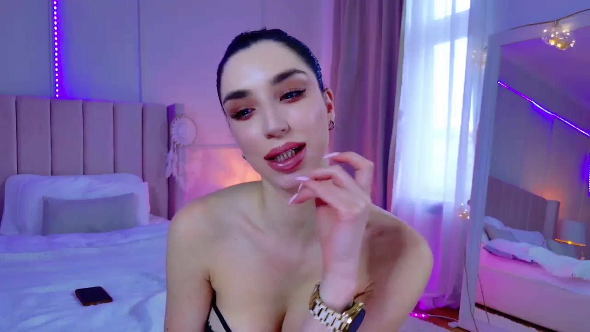 Gallery image thumbnail from LolaNiceAss1's myfreecams stream on, 03/02/2025, 15:31 image 10 of 20
