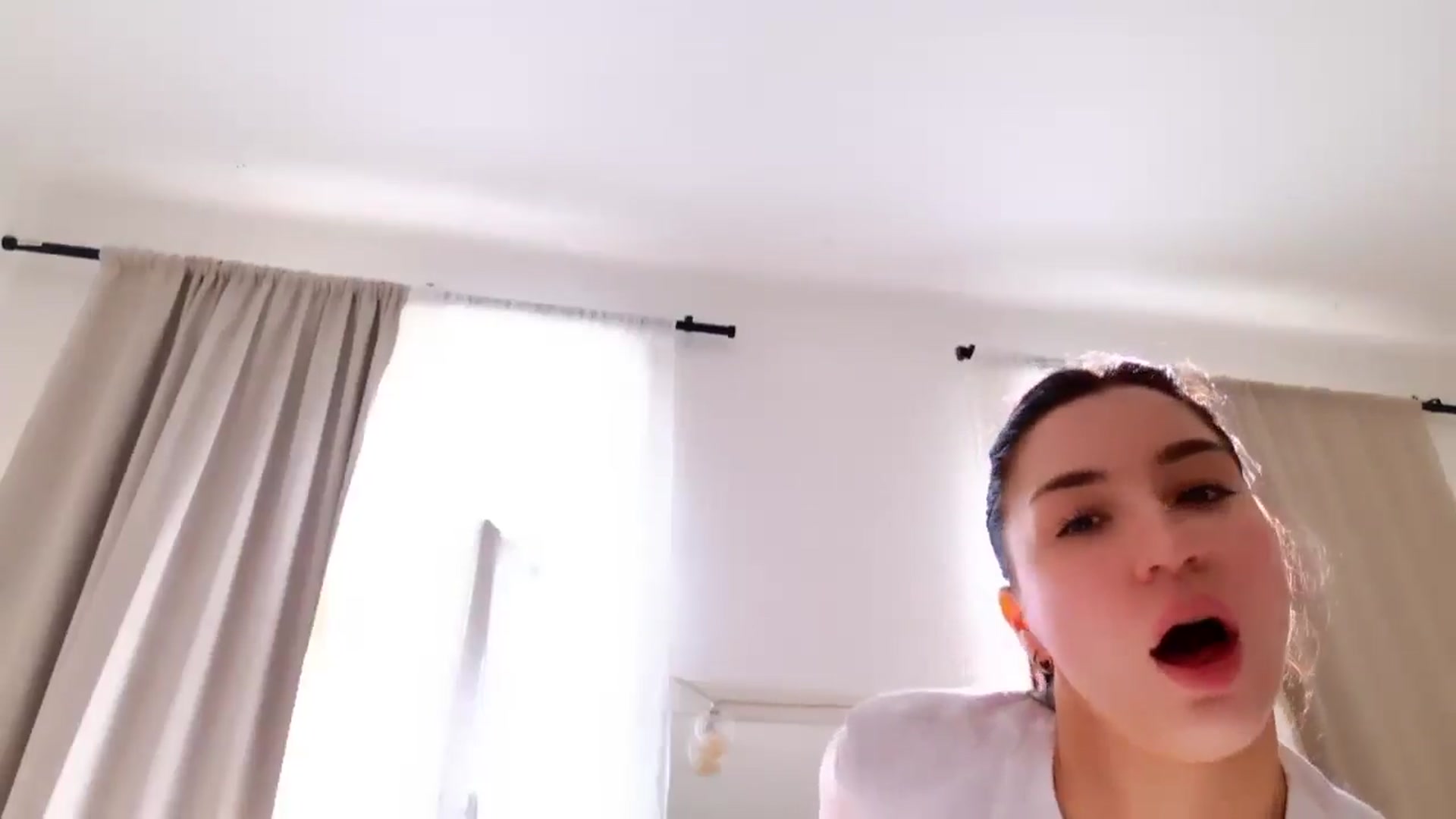 Gallery image thumbnail from LolaNiceAss1's myfreecams stream on, 03/10/2025, 14:22 image 6 of 20