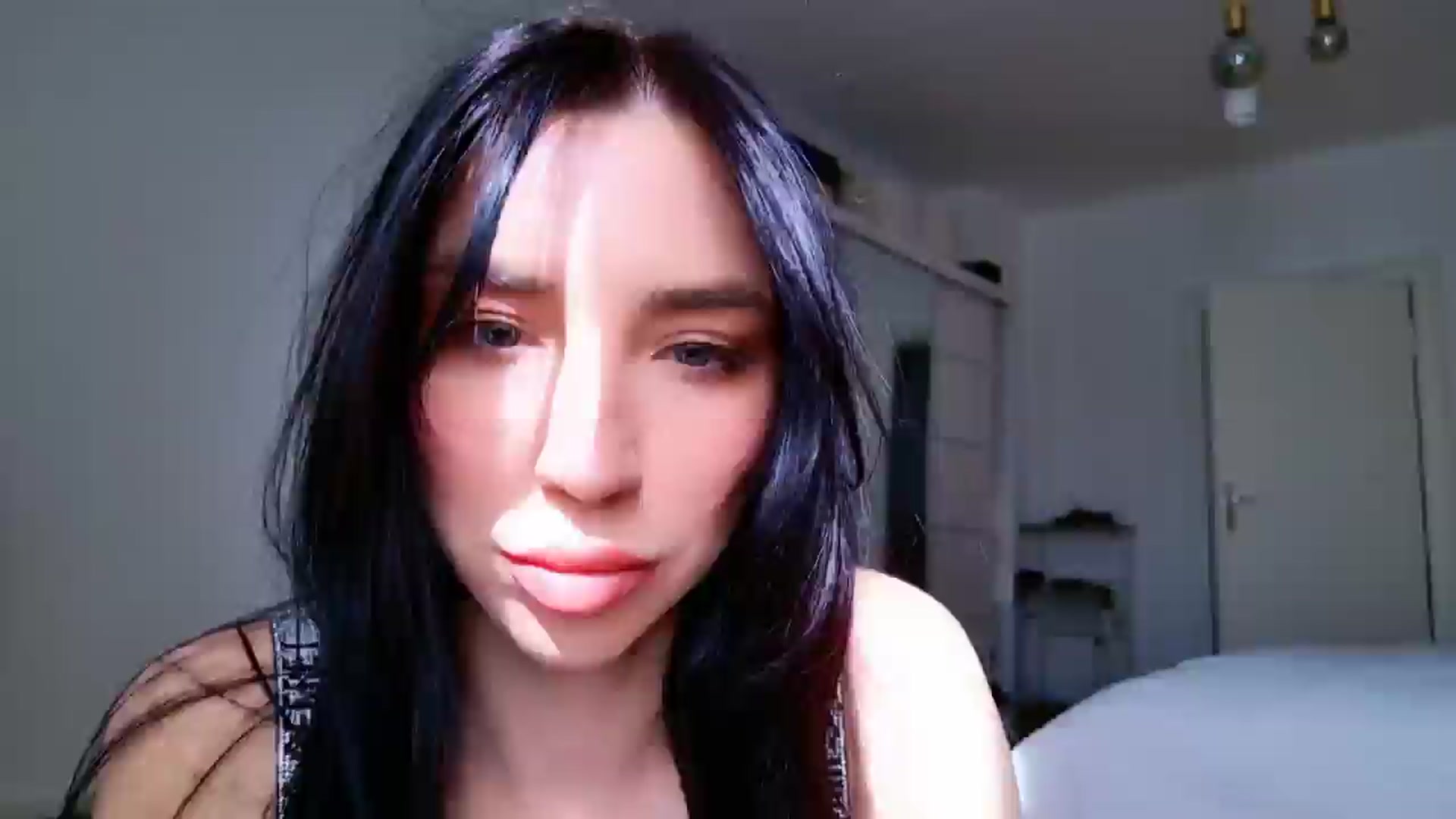 Gallery image thumbnail from LolaNiceAss1's myfreecams stream on, 03/20/2025, 10:46 image 2 of 20