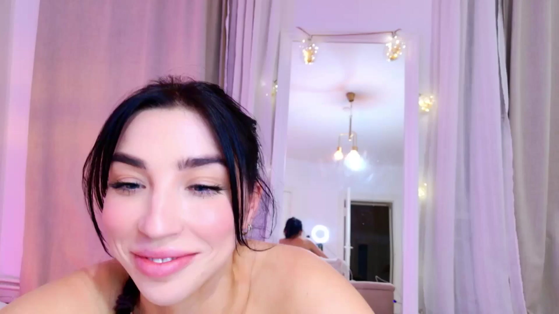Gallery image thumbnail from LolaNiceAss1's myfreecams stream on, 03/27/2025, 18:31 image 20 of 20