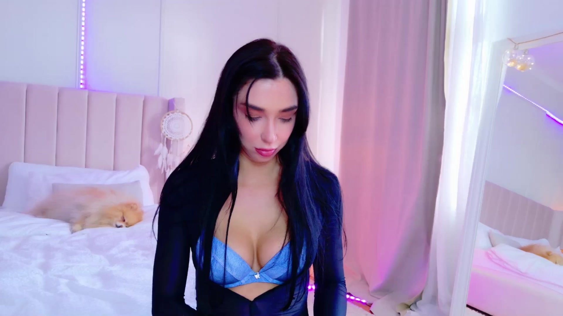 Gallery image thumbnail from LolaNiceAss1's myfreecams stream on, 03/30/2025, 17:21 image 3 of 20
