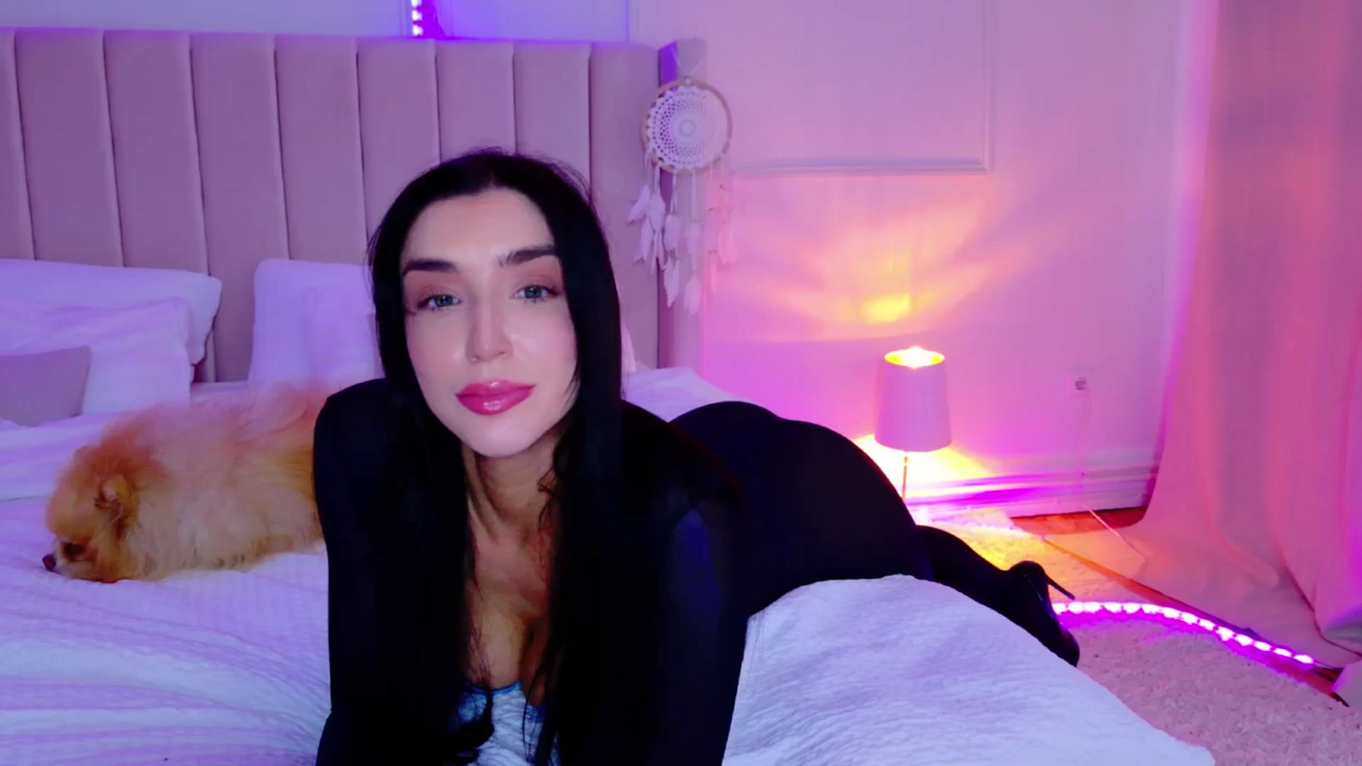 Gallery image thumbnail from LolaNiceAss1's myfreecams stream on, 03/30/2025, 17:21 image 11 of 20