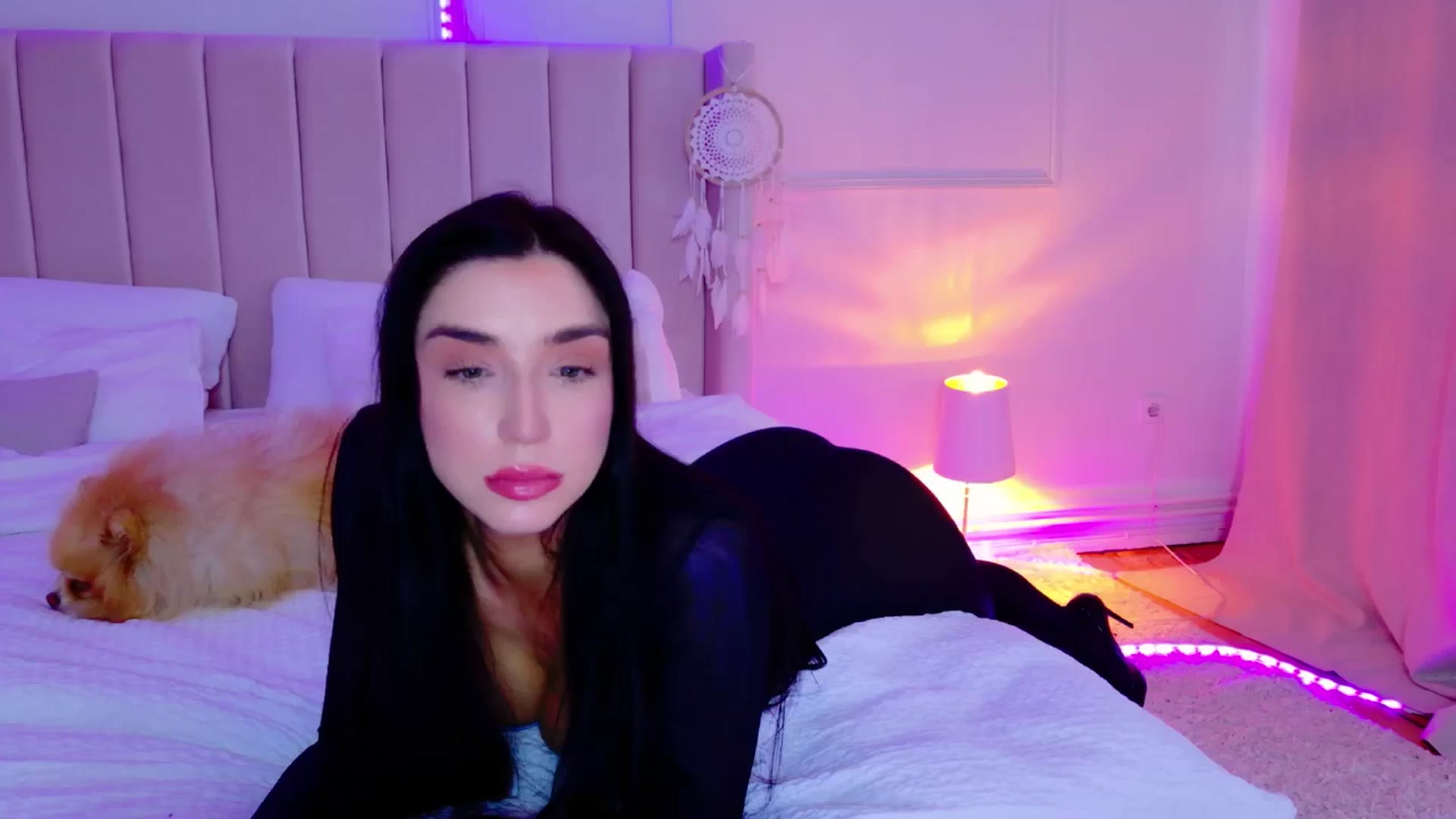Gallery image thumbnail from LolaNiceAss1's myfreecams stream on, 03/30/2025, 17:21 image 10 of 20