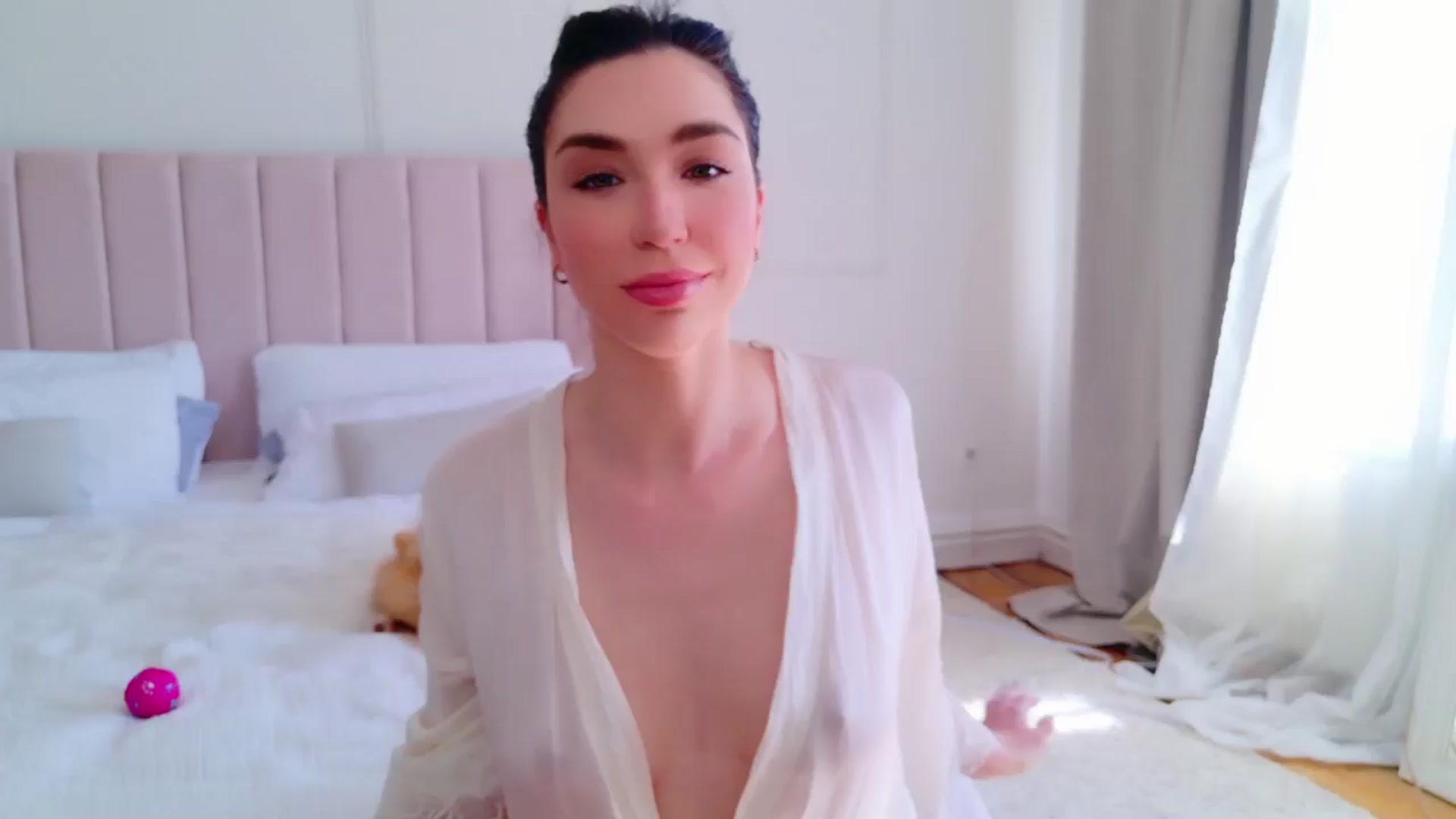 Gallery image thumbnail from LolaNiceAss1's myfreecams stream on, 04/20/2025, 12:24 image 20 of 20