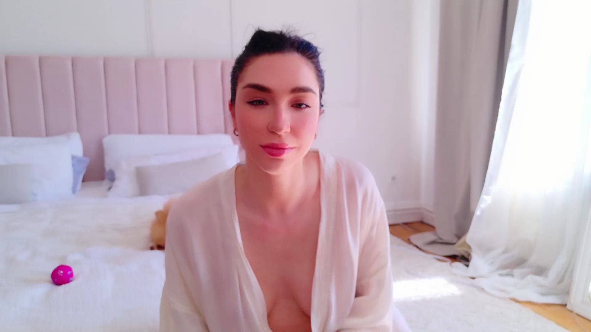 Gallery image thumbnail from LolaNiceAss1's myfreecams stream on, 04/20/2025, 12:24 image 9 of 20