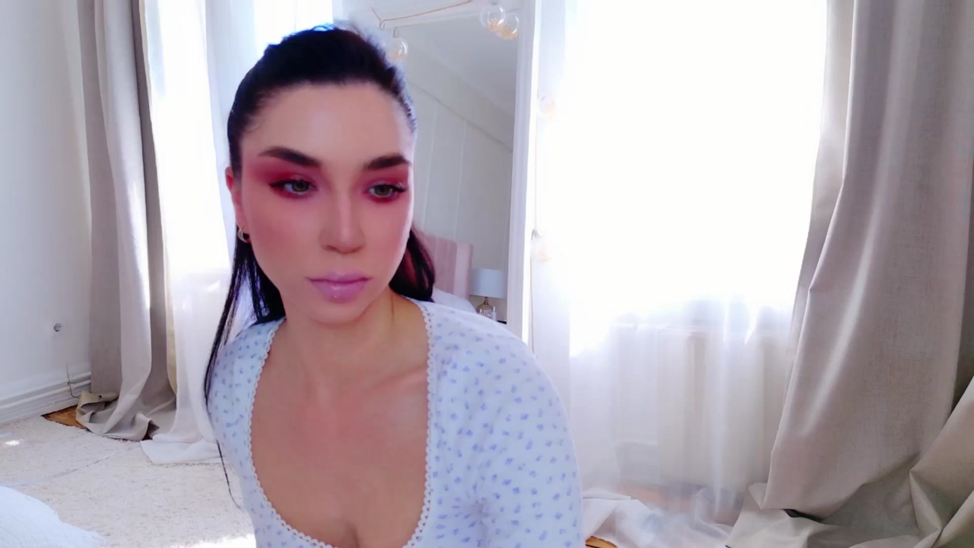 Gallery image thumbnail from LolaNiceAss1's myfreecams stream on, 04/27/2025, 14:27 image 1 of 20