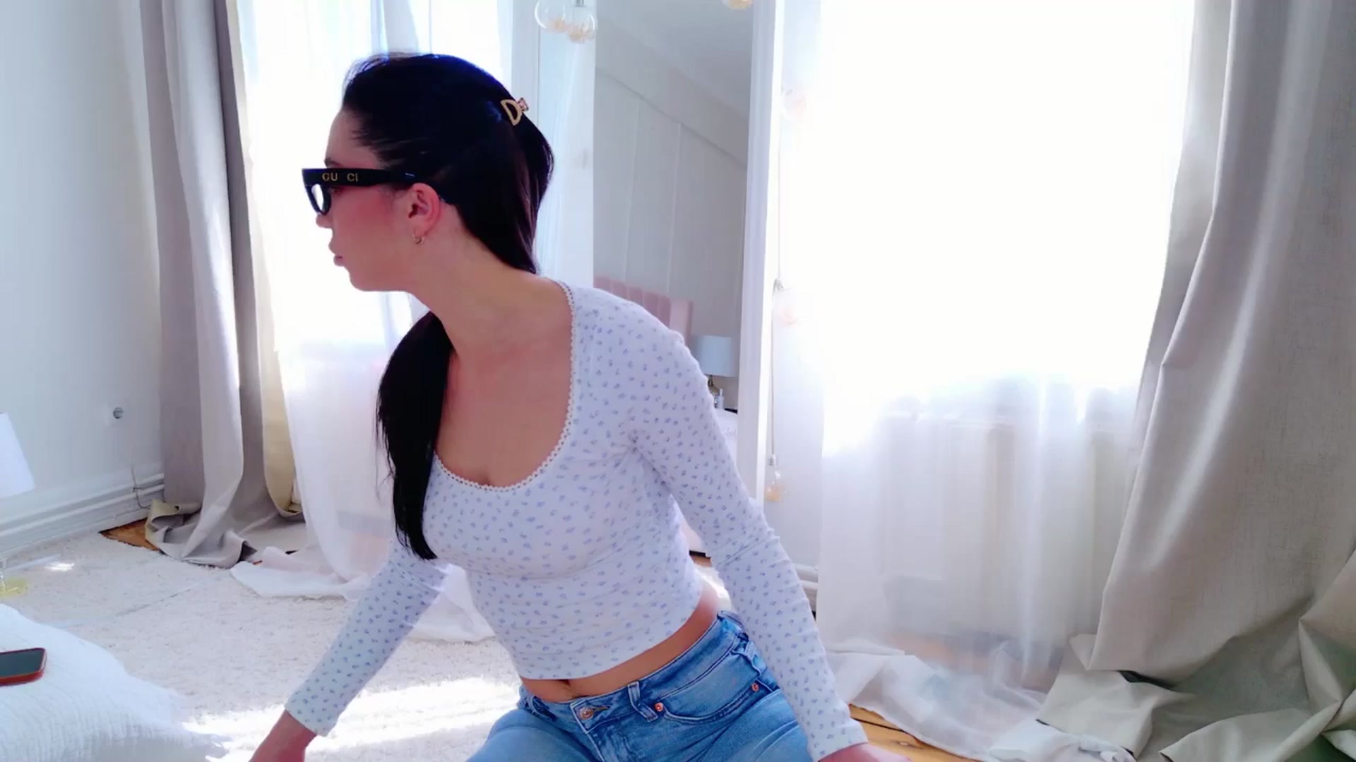 Gallery image thumbnail from LolaNiceAss1's myfreecams stream on, 04/27/2025, 14:27 image 10 of 20