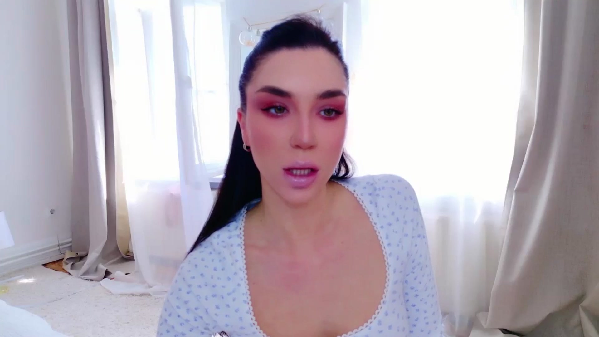 Gallery image thumbnail from LolaNiceAss1's myfreecams stream on, 04/27/2025, 14:27 image 4 of 20