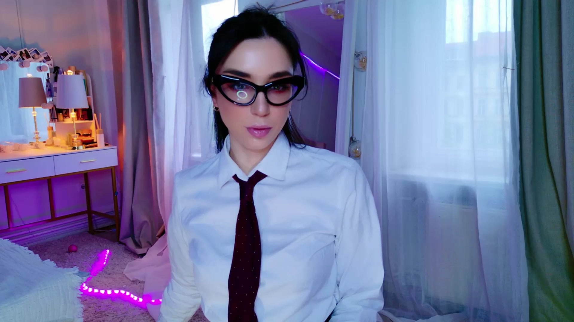 Gallery image thumbnail from LolaNiceAss1's myfreecams stream on, 05/02/2025, 16:34 image 10 of 20
