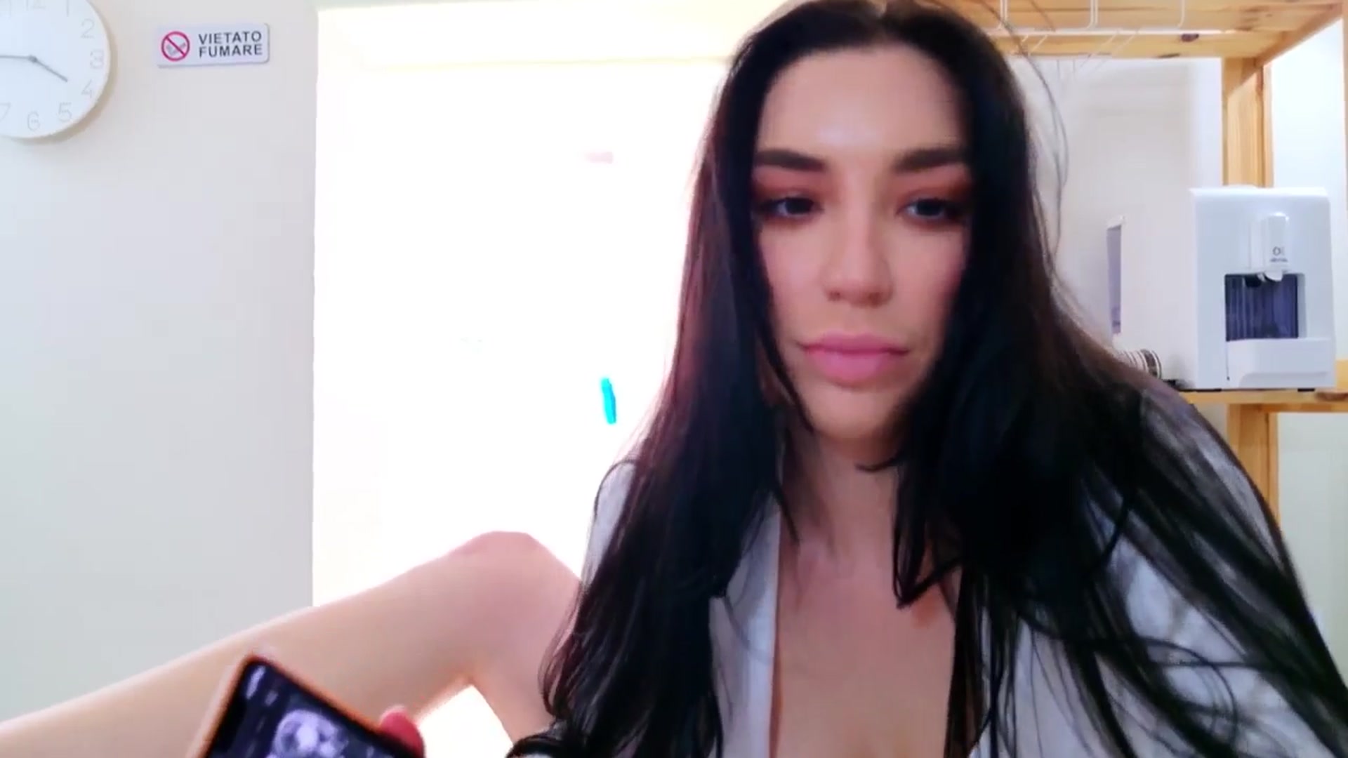 Gallery image thumbnail from LolaNiceAss1's myfreecams stream on, 05/18/2025, 14:15 image 14 of 20