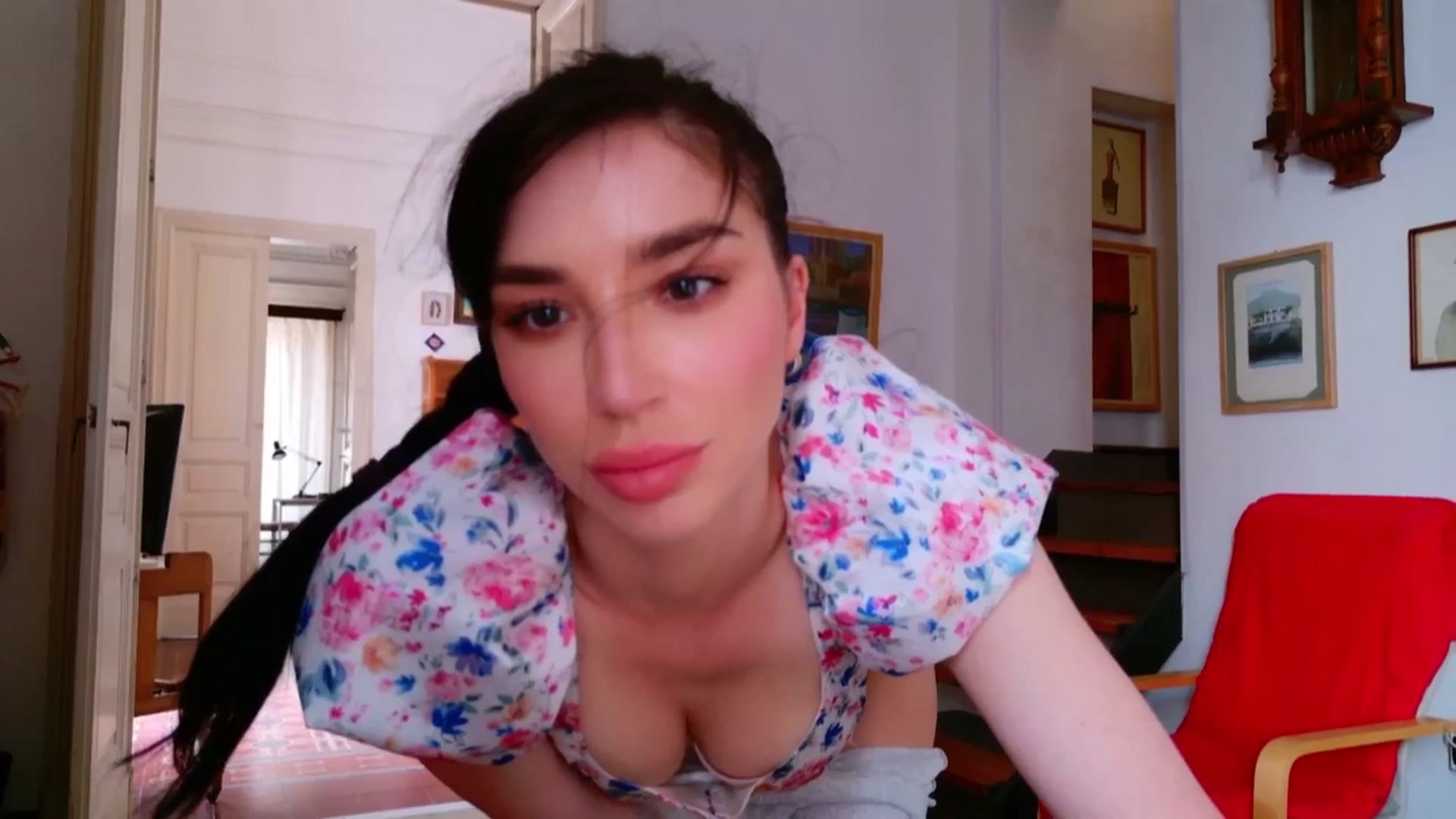 Gallery image thumbnail from LolaNiceAss1's myfreecams stream on, 05/21/2025, 15:15 image 10 of 20