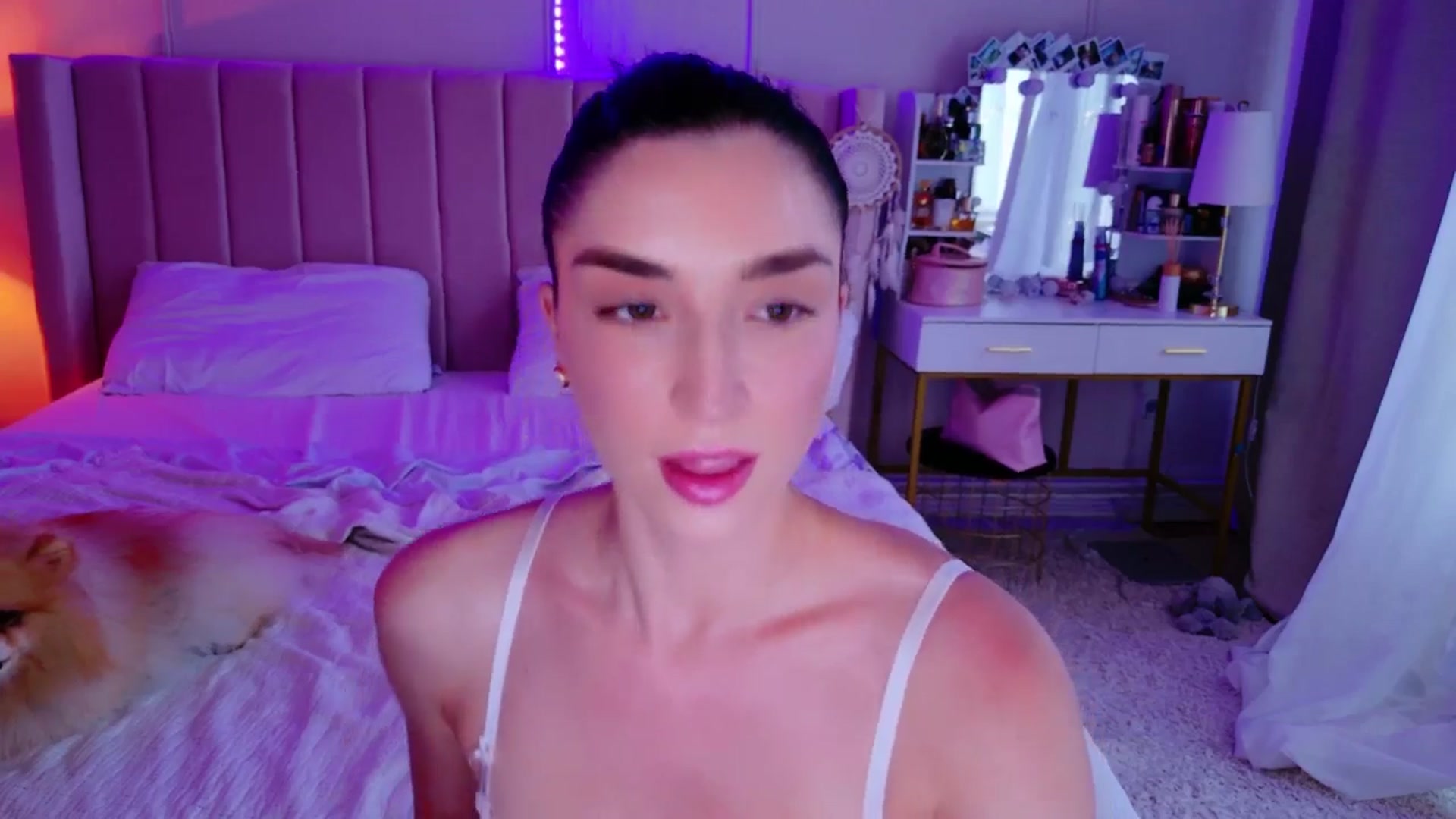 Gallery image thumbnail from LolaNiceAss1's myfreecams stream on, 06/01/2025, 17:55 image 10 of 20