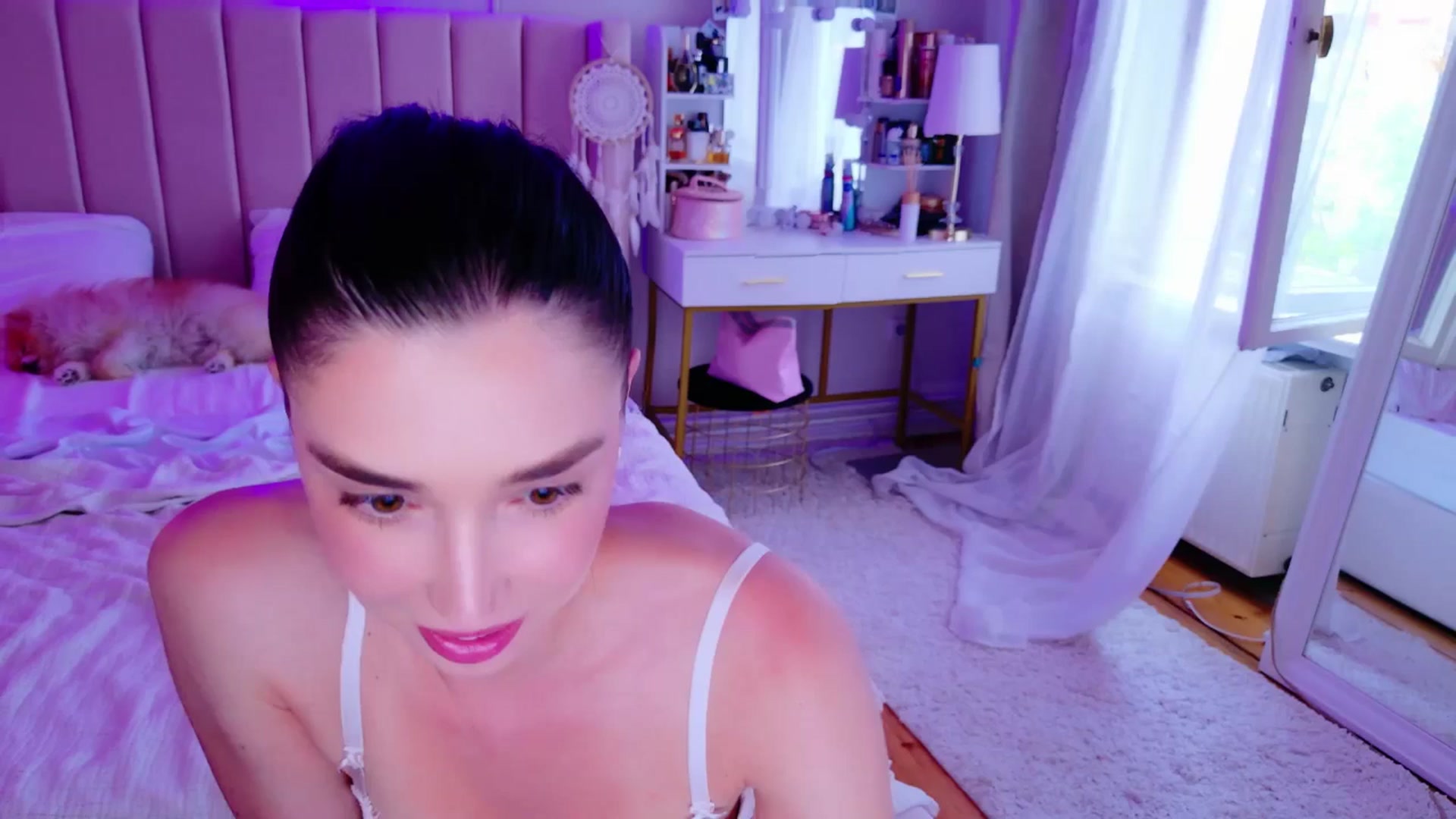Gallery image thumbnail from LolaNiceAss1's myfreecams stream on, 06/01/2025, 19:43 image 12 of 20