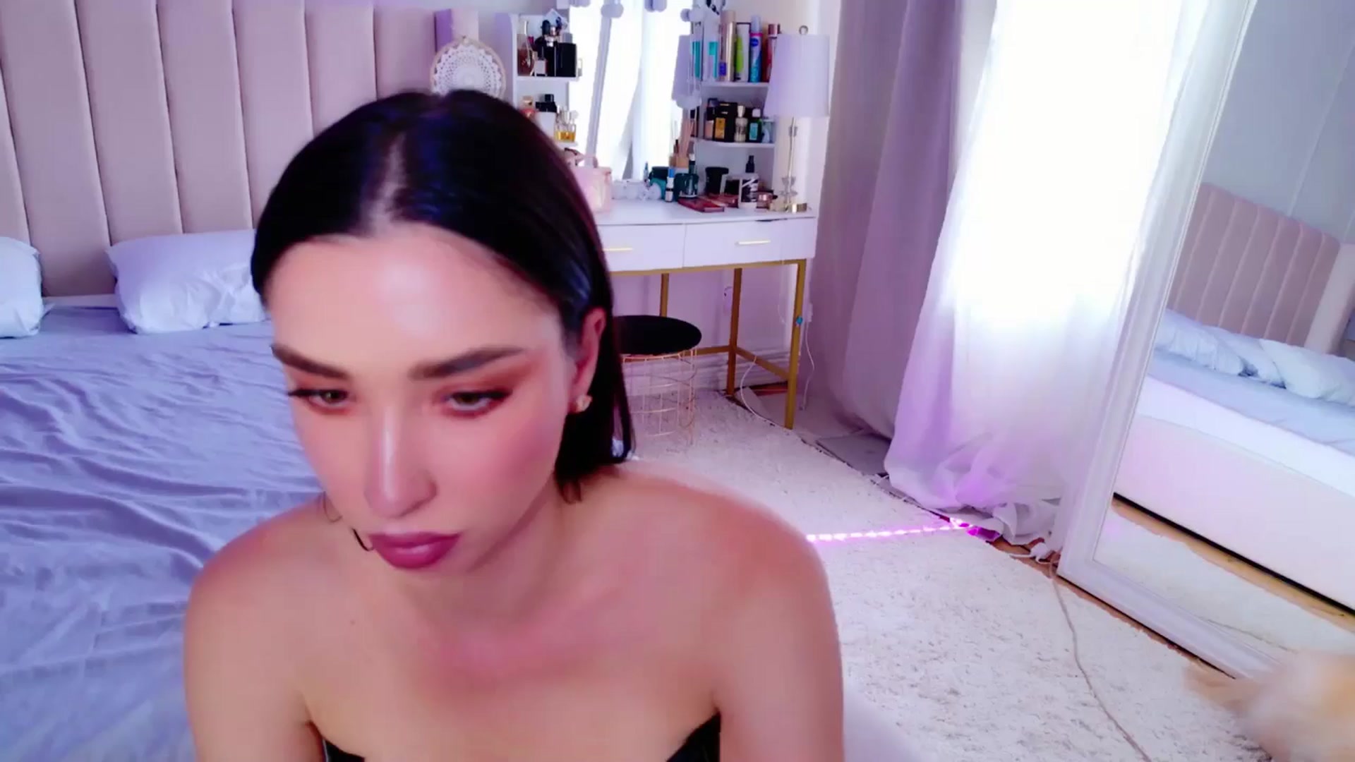 Gallery image thumbnail from LolaNiceAss1's myfreecams stream on, 06/08/2025, 15:46 image 4 of 20