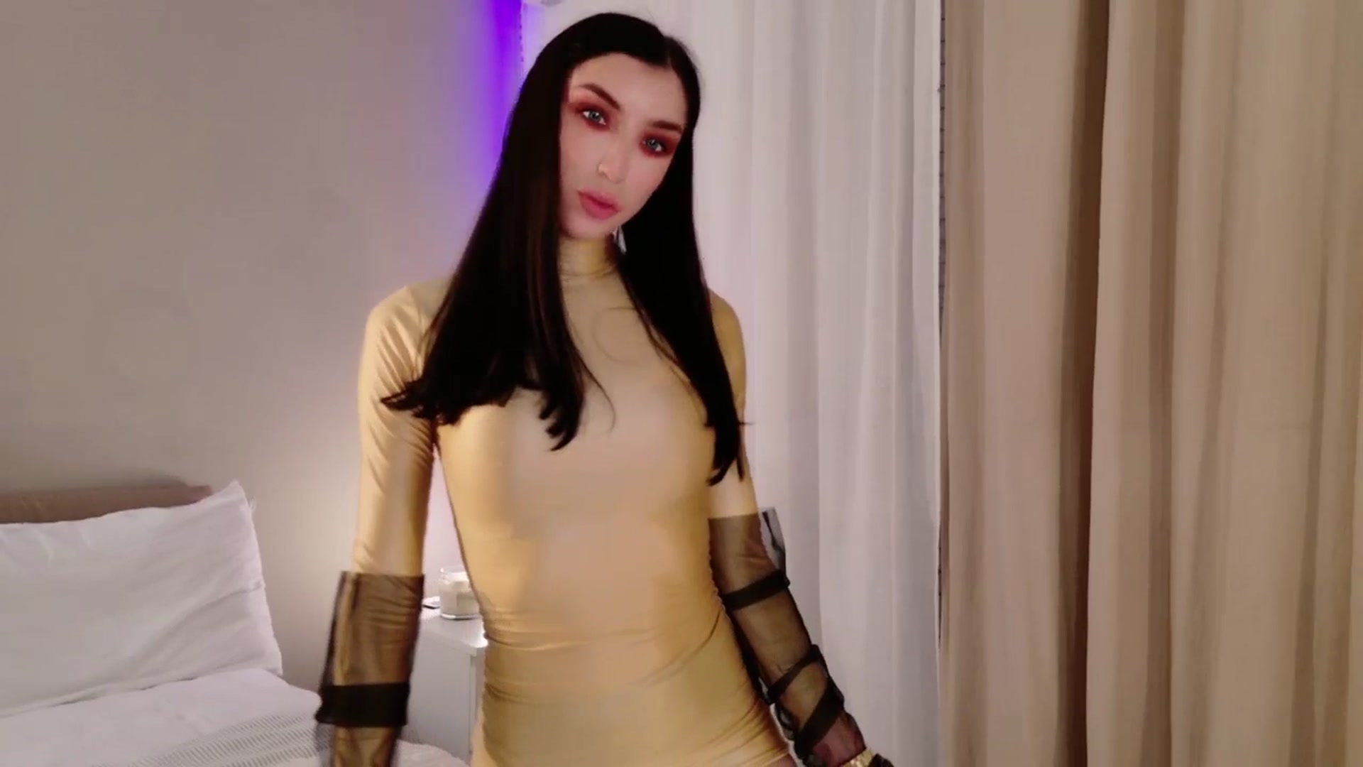 Gallery image thumbnail from LolaNiceAss1's myfreecams stream on, 12/20/2025, 19:21 image 19 of 20