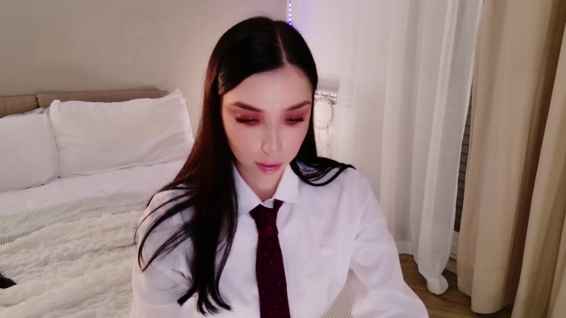 Gallery image thumbnail from LolaNiceAss1's myfreecams stream on, 12/20/2025, 20:02 image 8 of 20