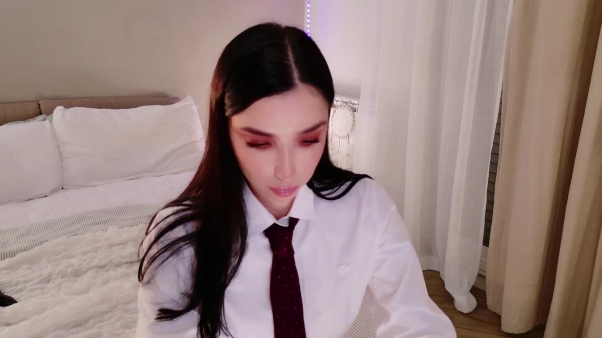 Gallery image thumbnail from LolaNiceAss1's myfreecams stream on, 12/20/2025, 20:02 image 7 of 20
