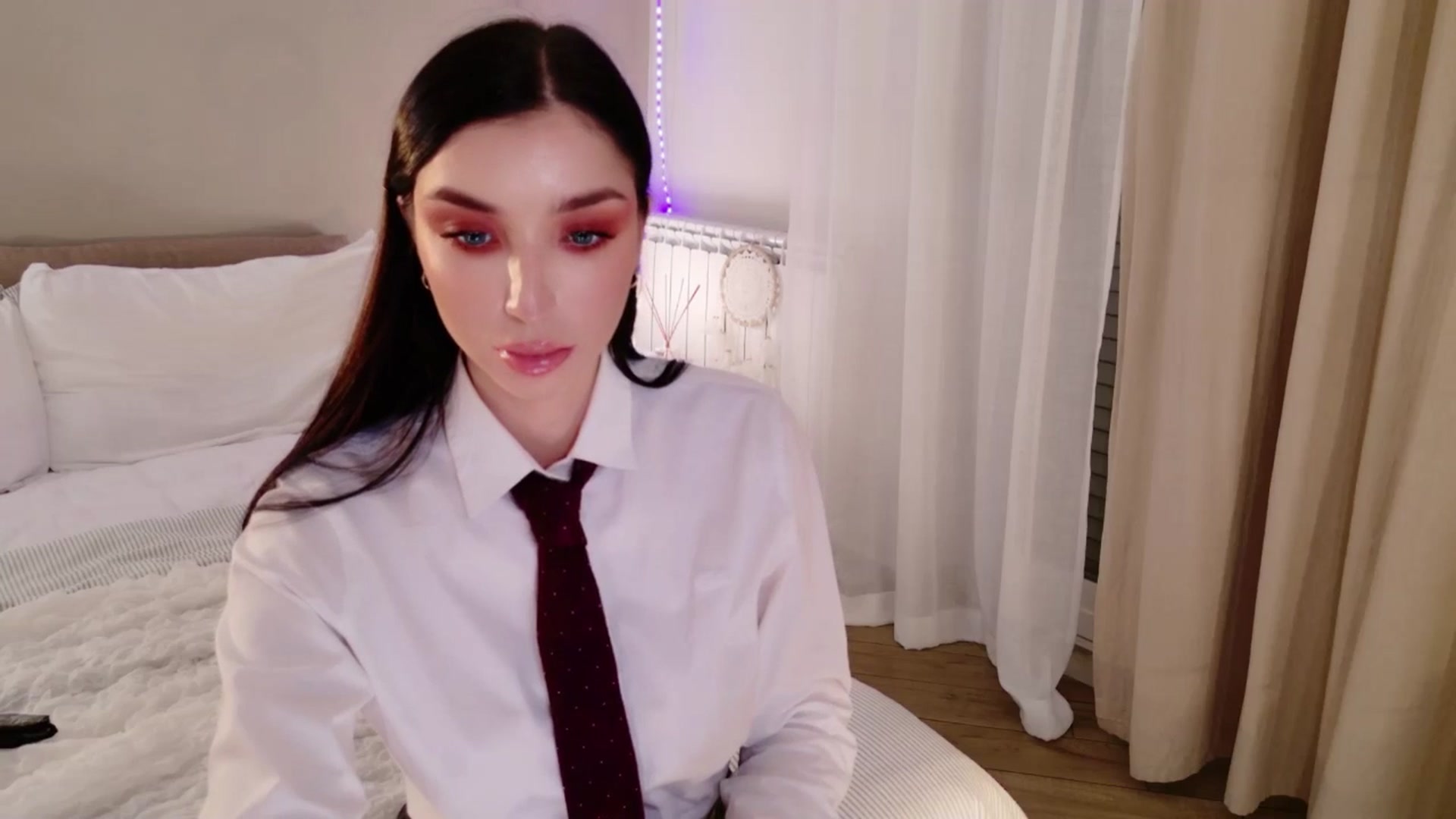 Gallery image thumbnail from LolaNiceAss1's myfreecams stream on, 12/20/2025, 20:02 image 5 of 20