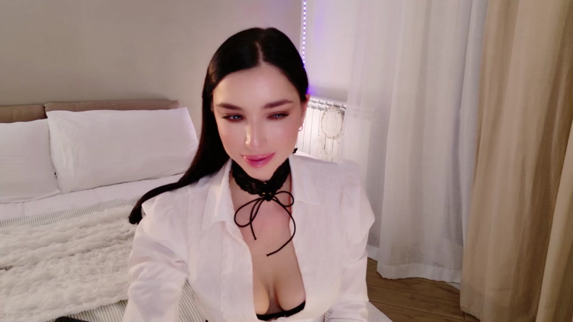 Gallery image thumbnail from LolaNiceAss1's myfreecams stream on, 12/21/2025, 21:20 image 14 of 20