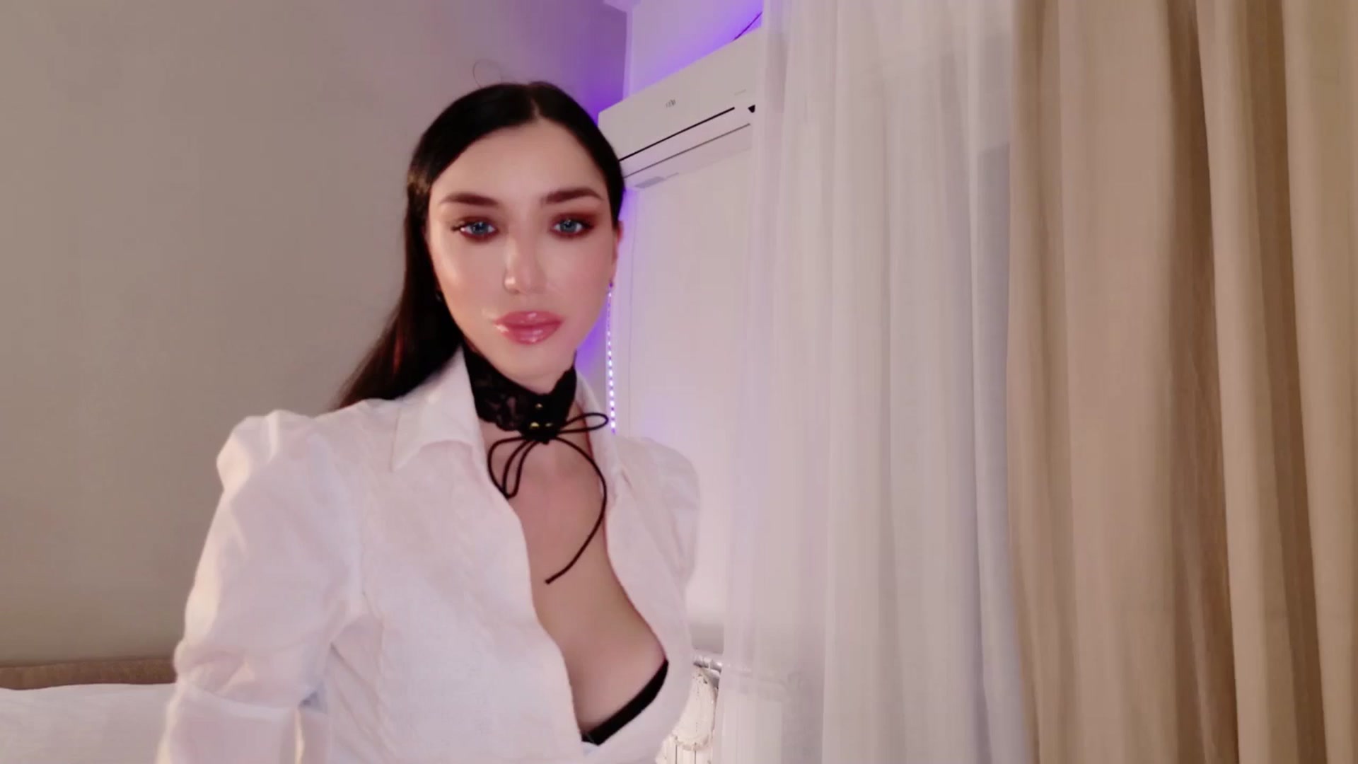 Gallery image thumbnail from LolaNiceAss1's myfreecams stream on, 12/21/2025, 21:20 image 1 of 20