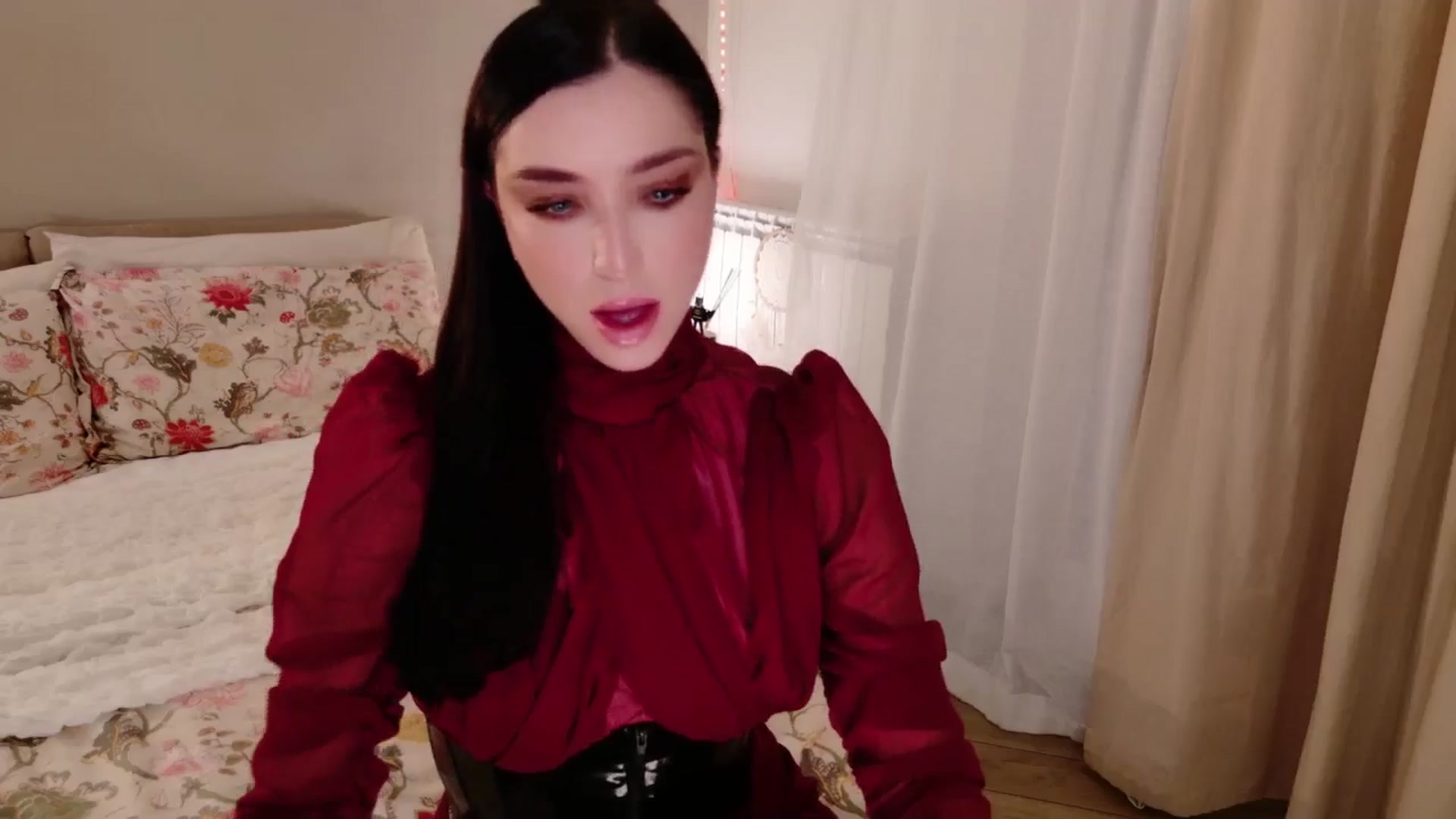 Gallery image thumbnail from LolaNiceAss1's myfreecams stream on, 12/28/2025, 17:27 image 18 of 20