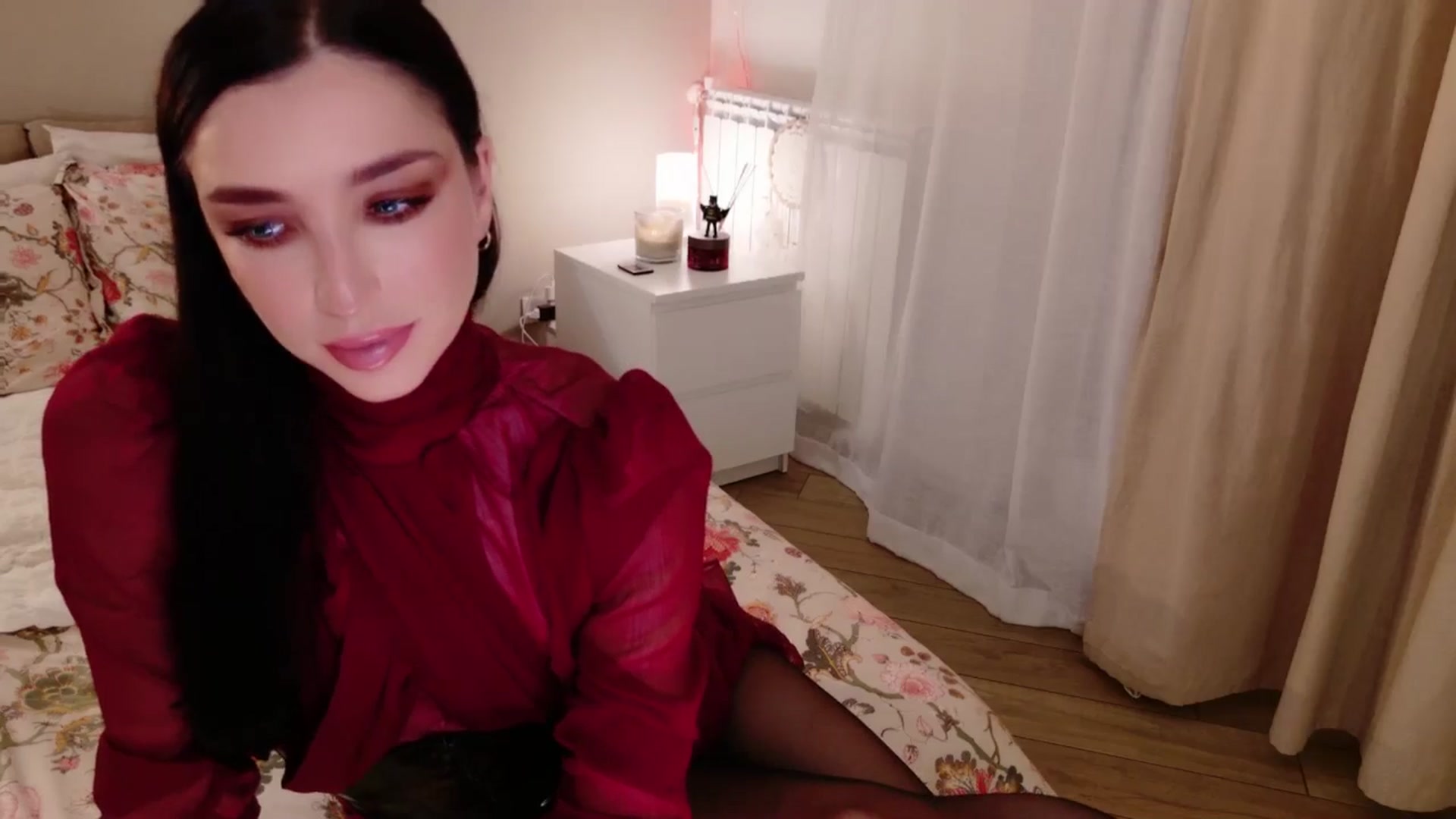 Gallery image thumbnail from LolaNiceAss1's myfreecams stream on, 12/28/2025, 17:27 image 7 of 20