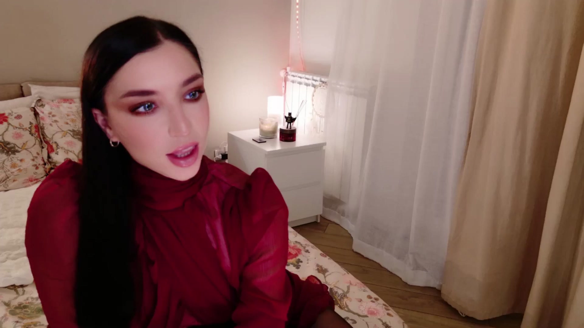 Gallery image thumbnail from LolaNiceAss1's myfreecams stream on, 12/28/2025, 17:27 image 11 of 20