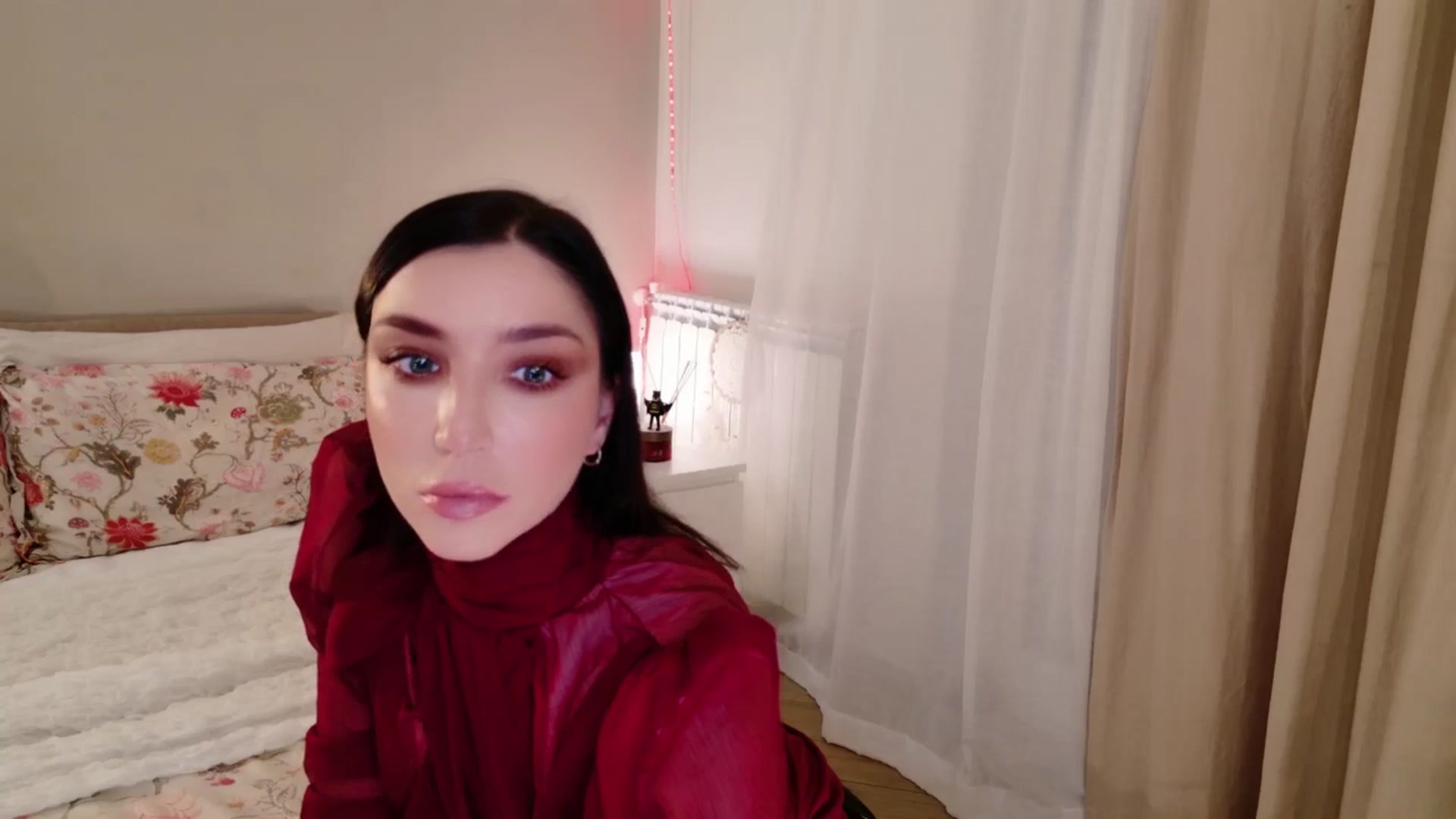 Gallery image thumbnail from LolaNiceAss1's myfreecams stream on, 12/28/2025, 19:16 image 19 of 20