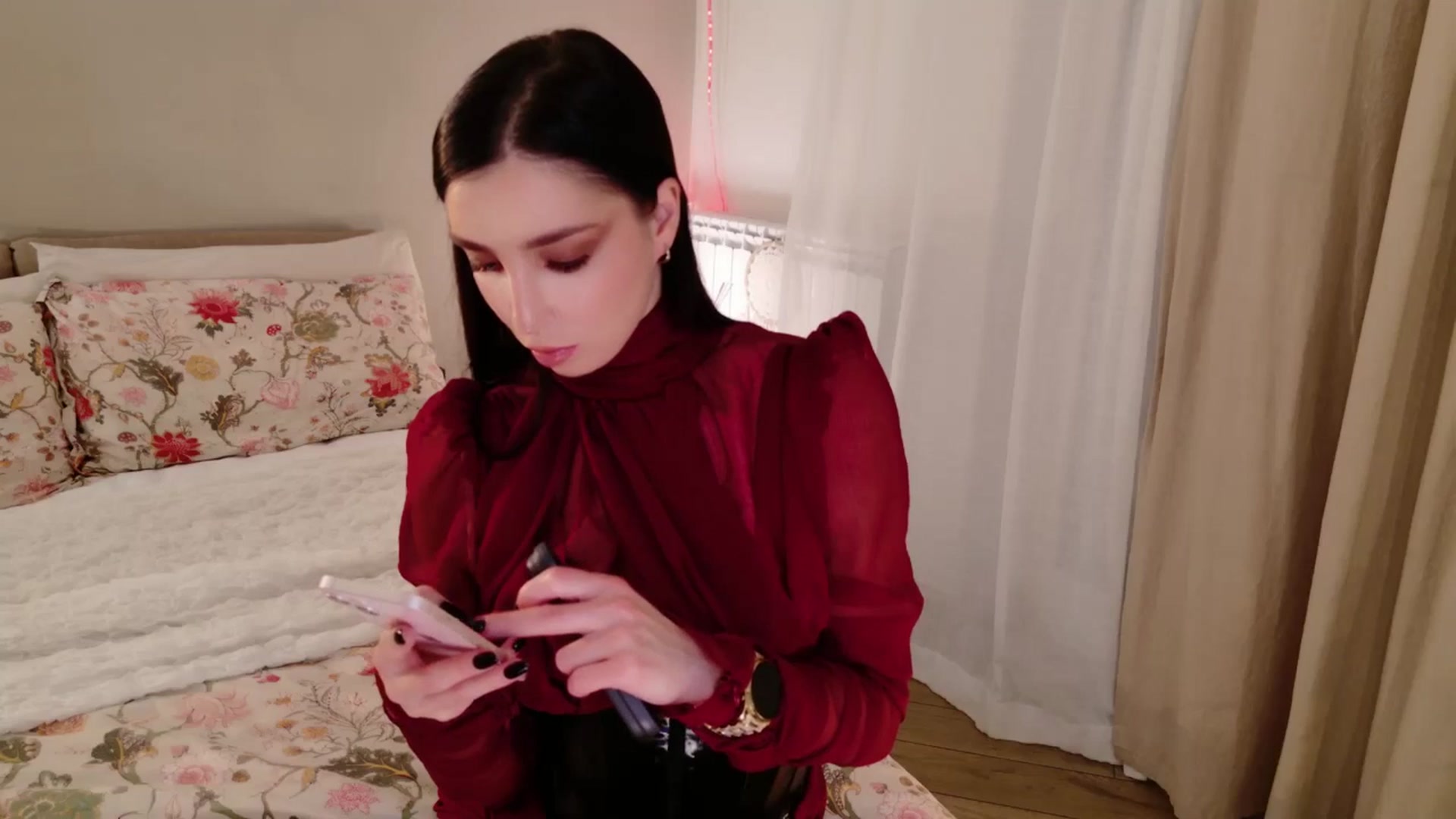 Gallery image thumbnail from LolaNiceAss1's myfreecams stream on, 12/28/2025, 19:16 image 3 of 20