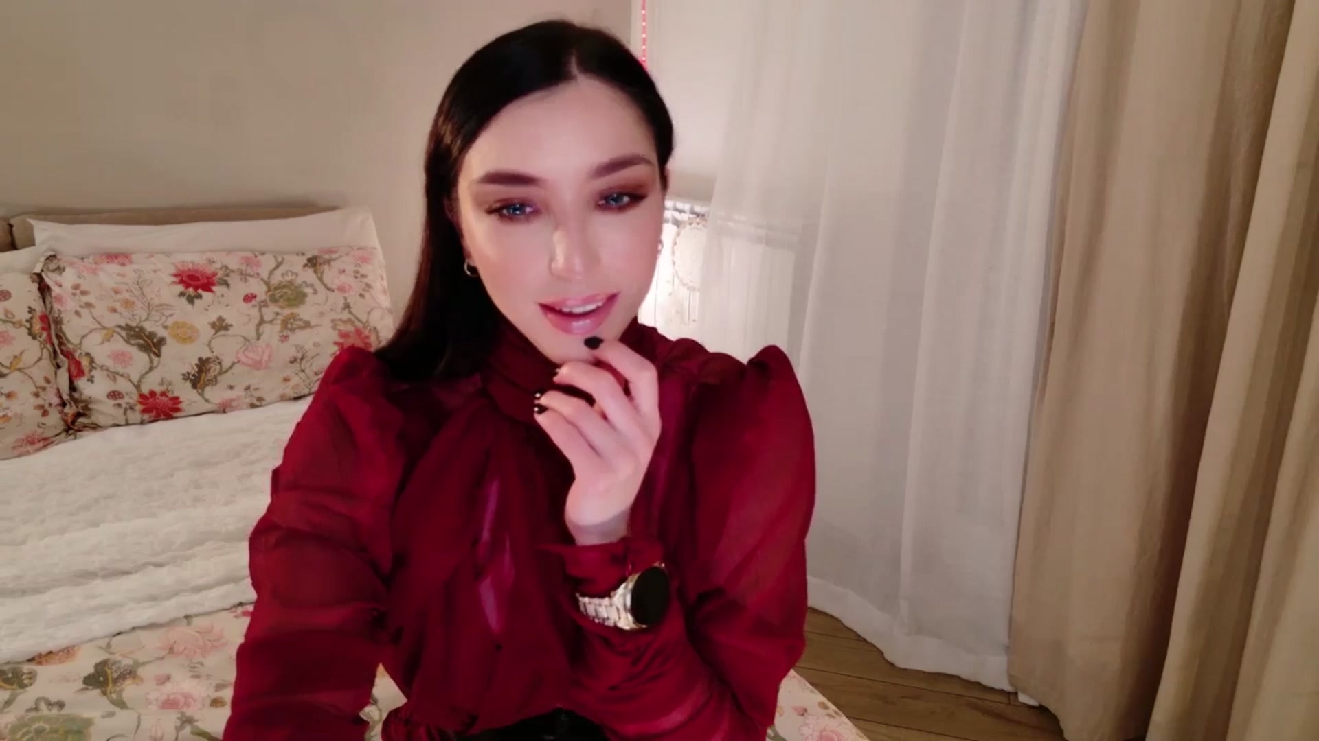 Gallery image thumbnail from LolaNiceAss1's myfreecams stream on, 12/28/2025, 19:16 image 8 of 20