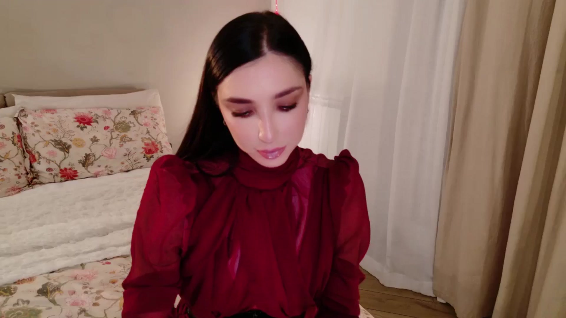 Gallery image thumbnail from LolaNiceAss1's myfreecams stream on, 12/28/2025, 19:16 image 14 of 20