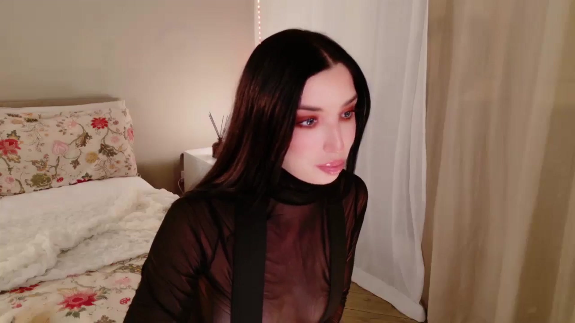 Gallery image thumbnail from LolaNiceAss1's myfreecams stream on, 01/30/2026, 19:41 image 17 of 20