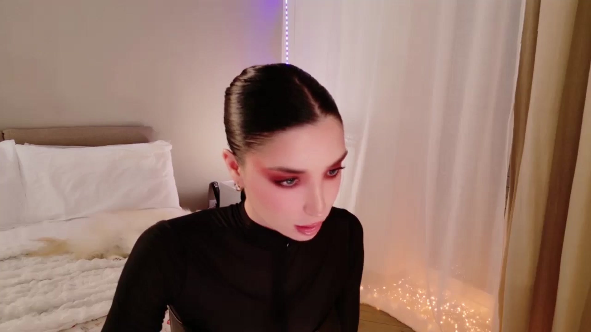 Gallery image thumbnail from LolaNiceAss1's myfreecams stream on, 01/31/2026, 16:06 image 10 of 20