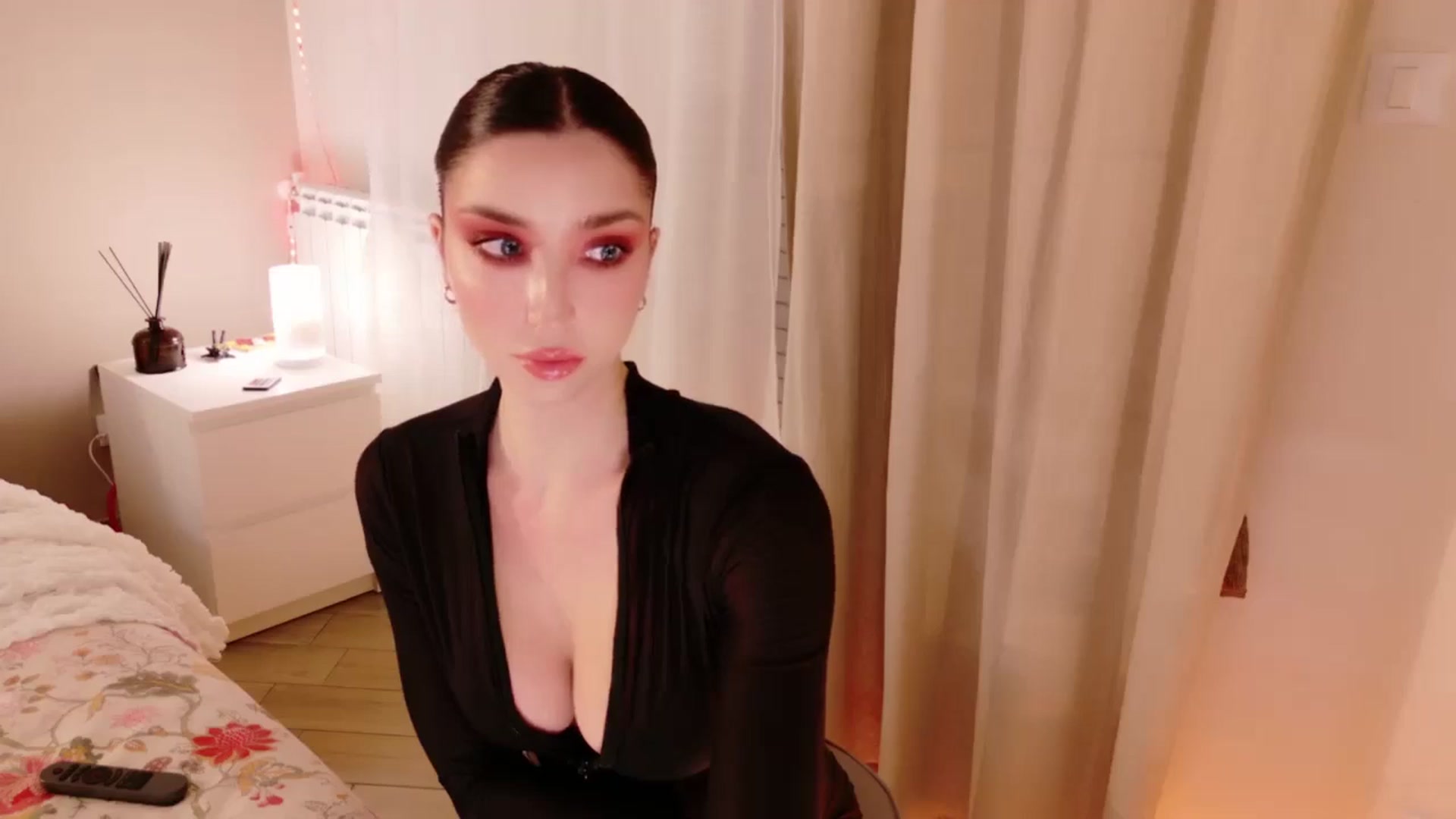 Gallery image thumbnail from LolaNiceAss1's myfreecams stream on, 01/31/2026, 19:11 image 5 of 20